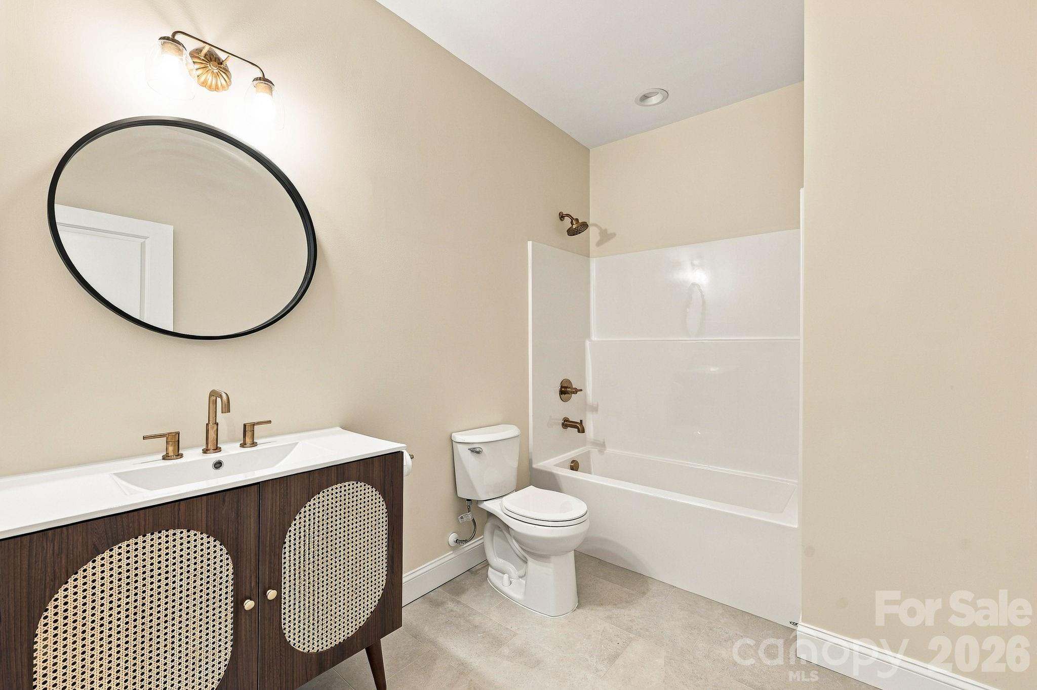 Single Family Residence at 420 Old Wood Lane, Salisbury, photo 12 of 28