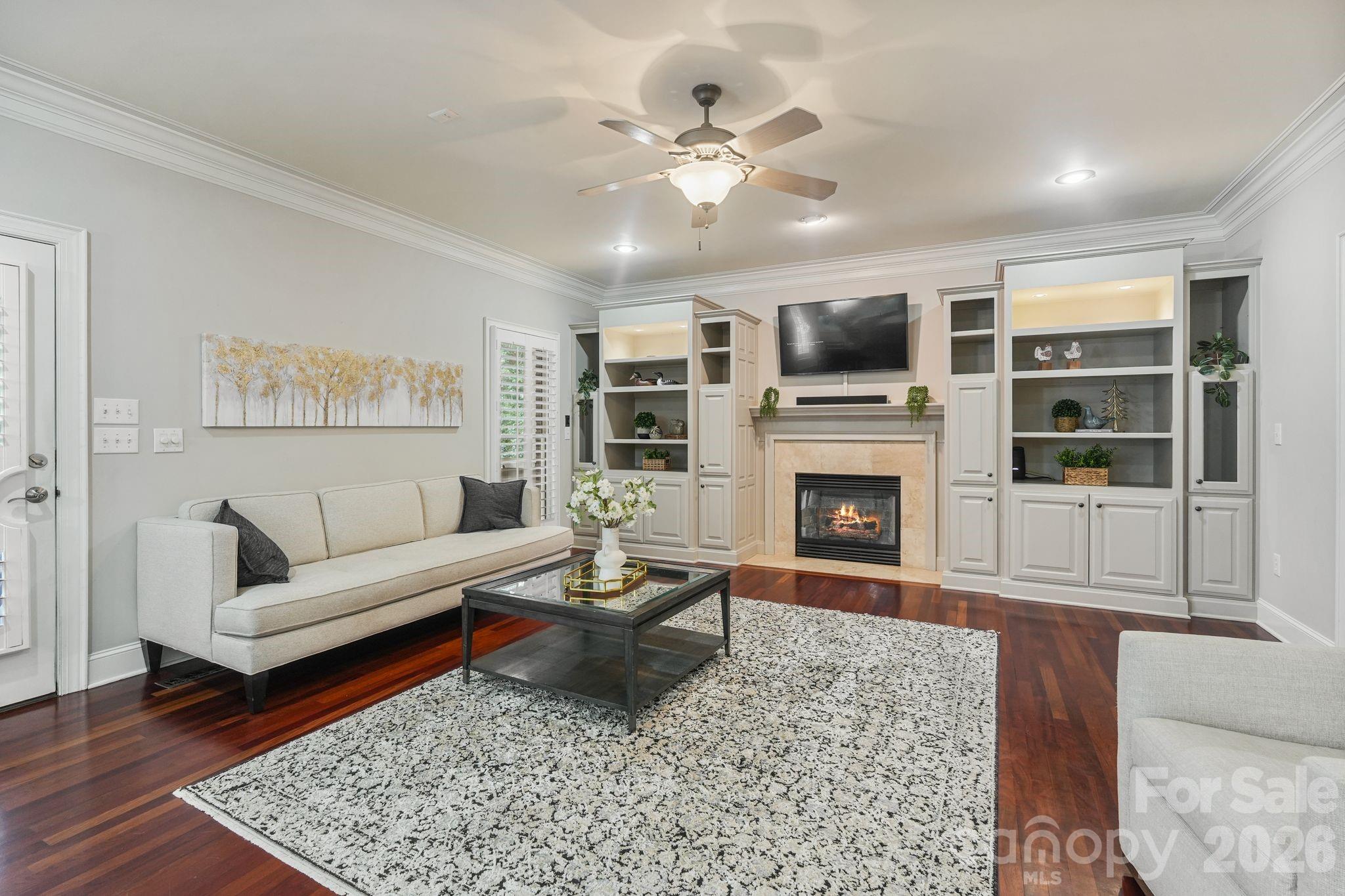 Single Family Residence at 815 36TH Avenue Place NW, Hickory, photo 14 of 45