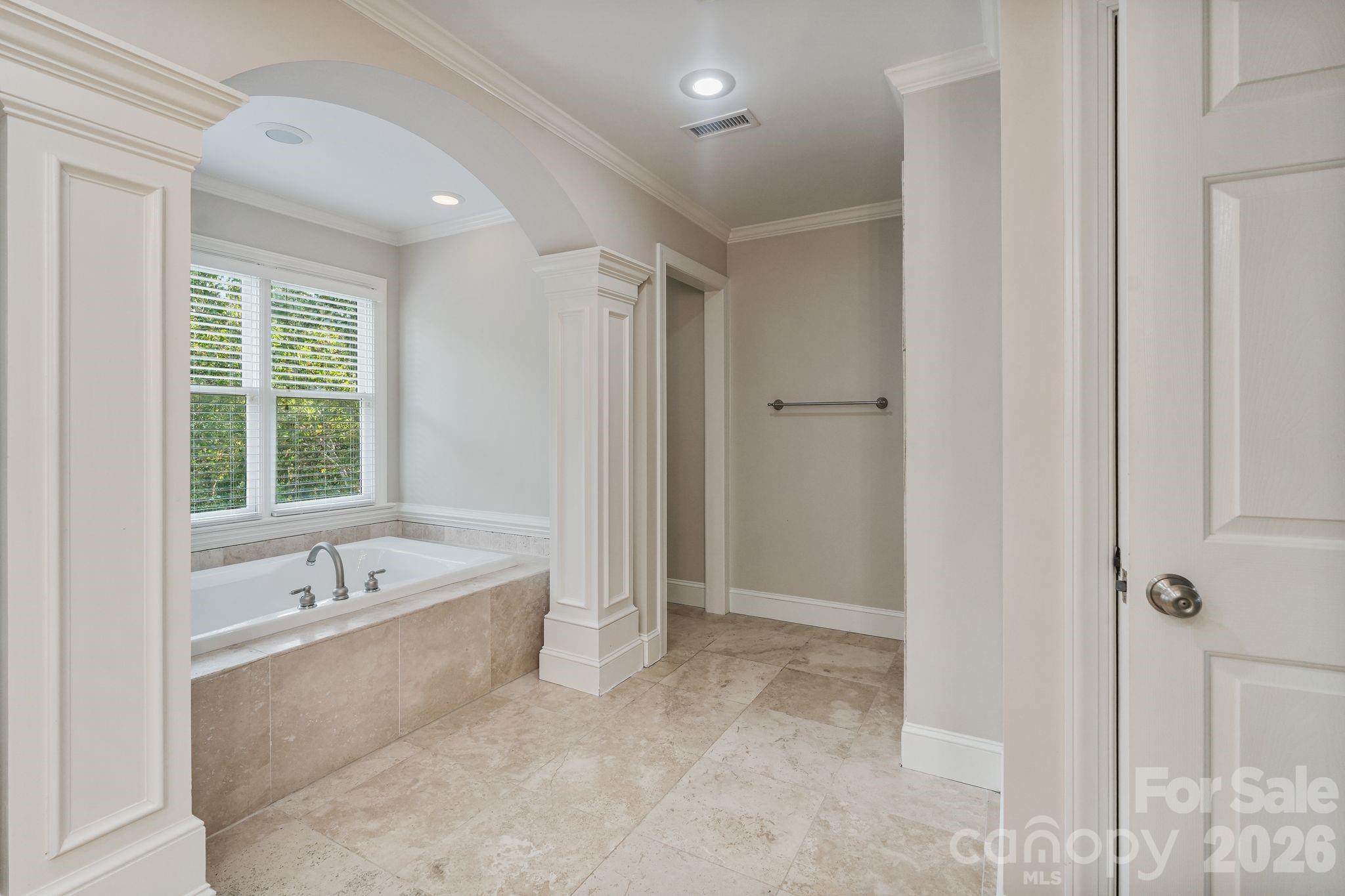 Single Family Residence at 815 36TH Avenue Place NW, Hickory, photo 24 of 45