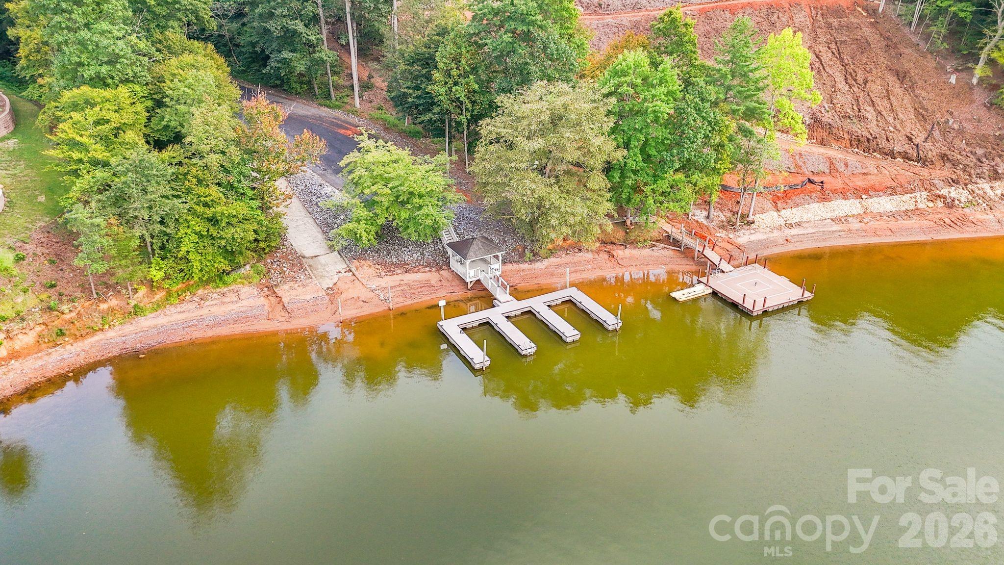 Community Access - 815 36TH Avenue Place NW, Hickory