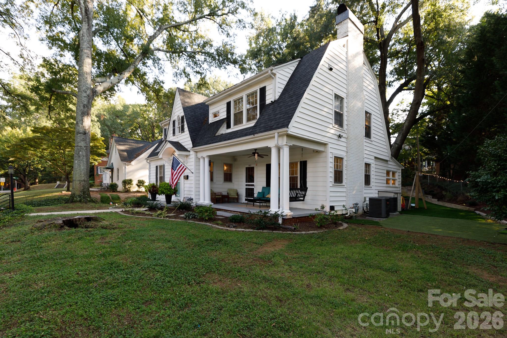 Side yard - 411 Dale Avenue, Gastonia