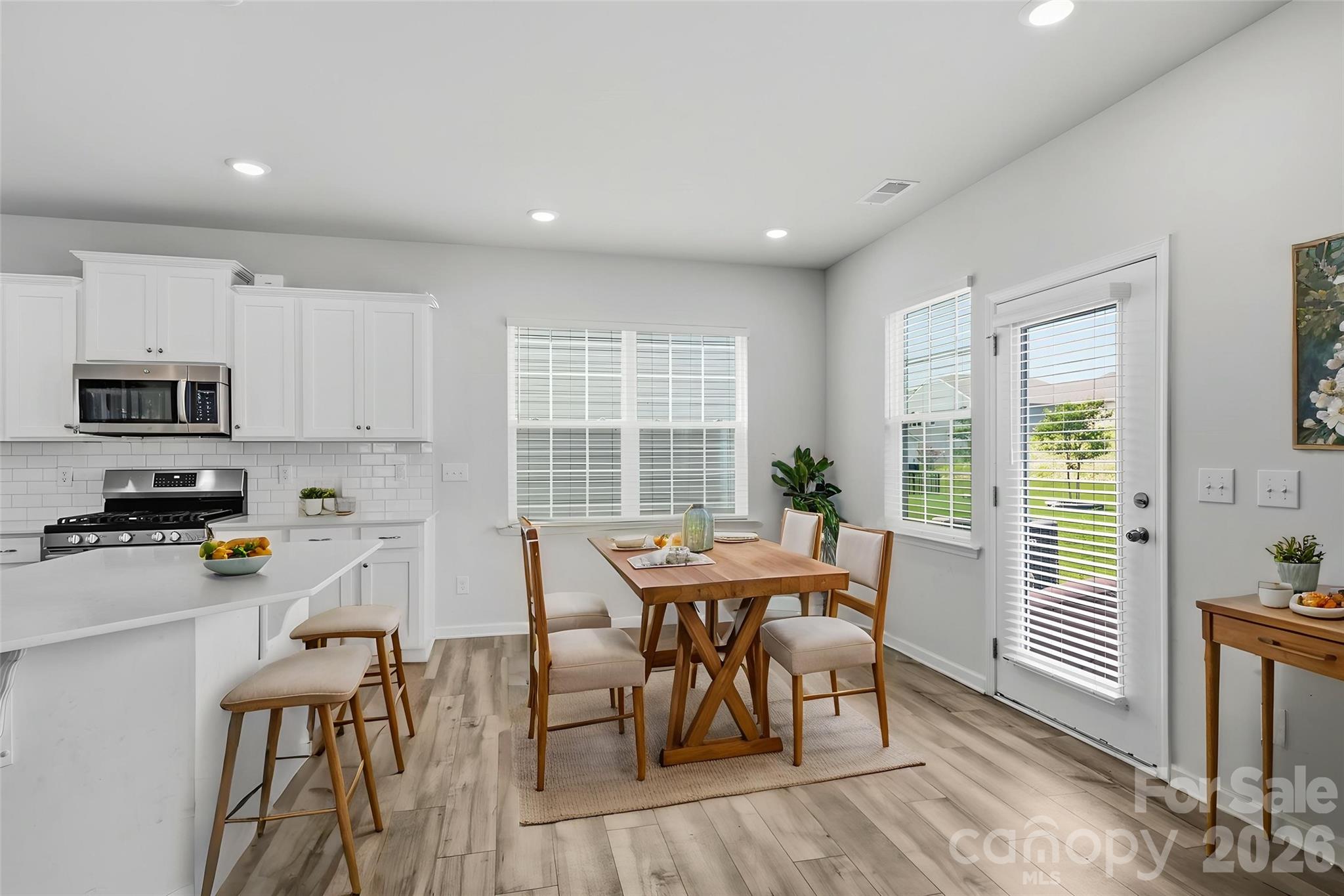Single Family Residence at 7412 Echoing Hills Lane, Maiden, photo 4 of 29