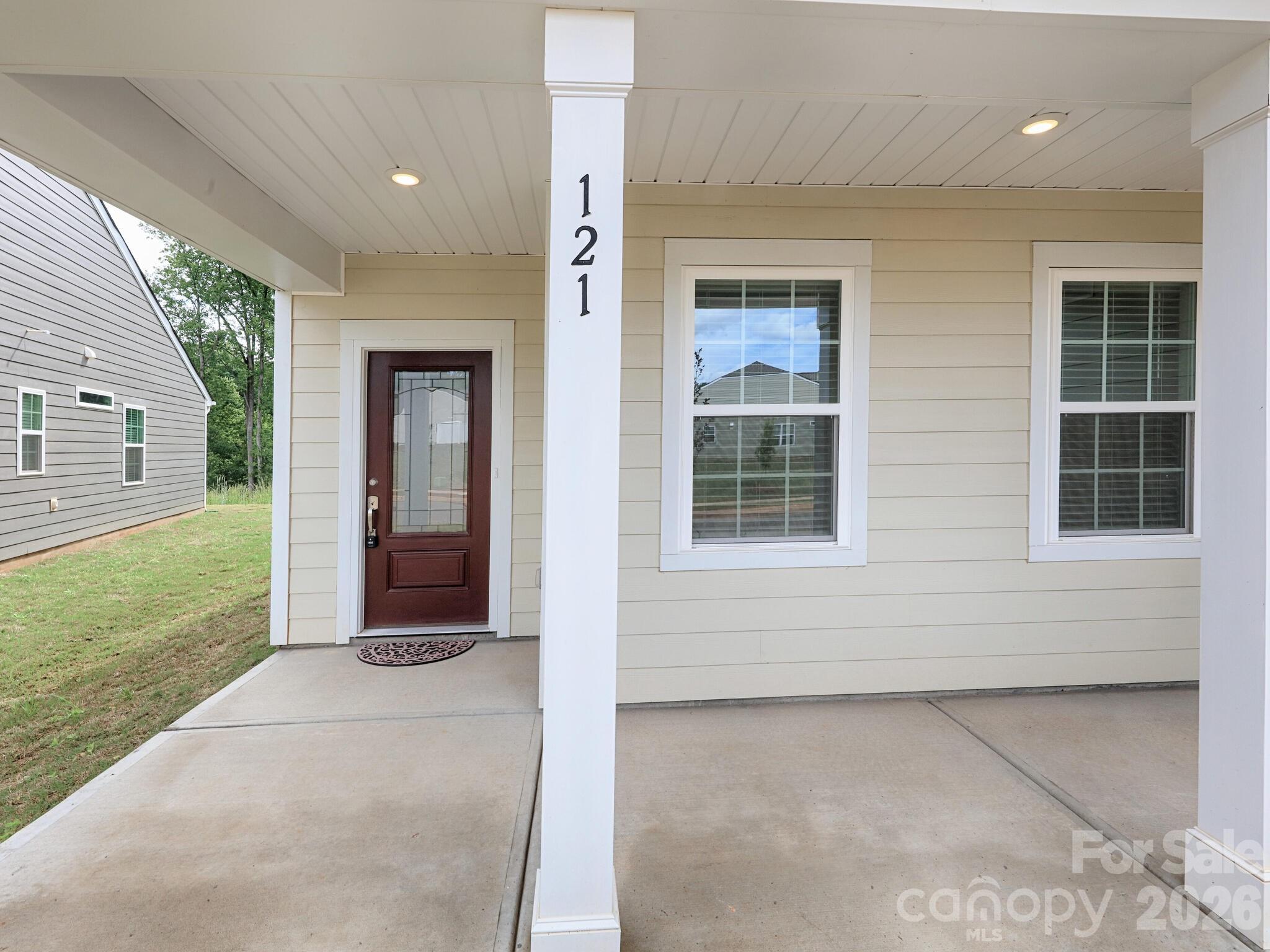Single Family Residence at 121 Olive Tea Lane, Statesville, photo 6 of 34
