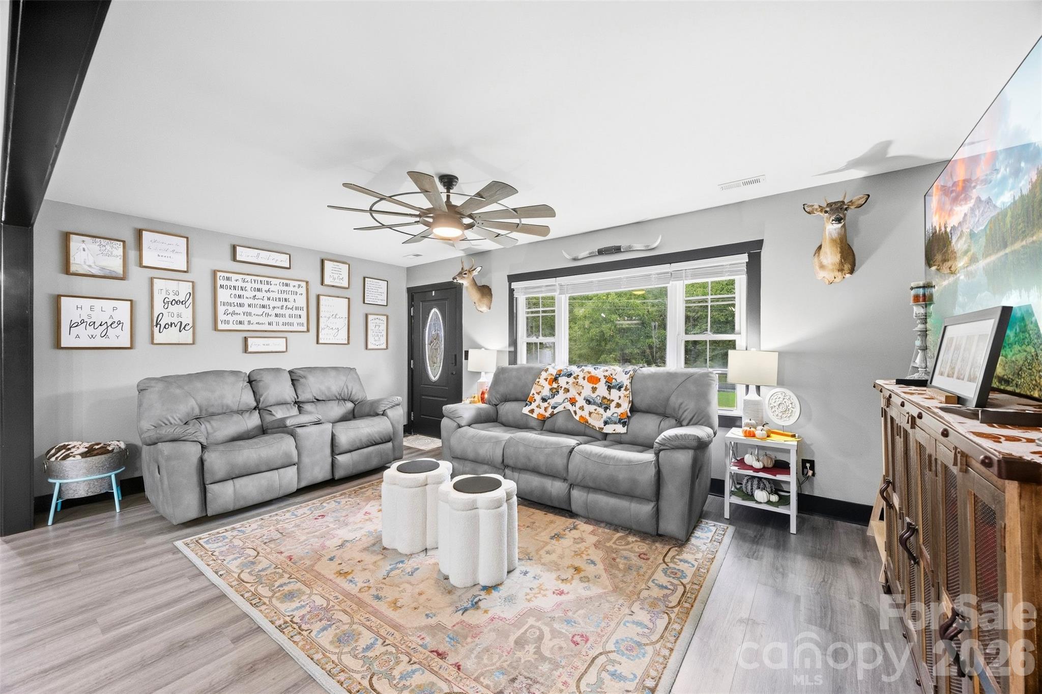 Single Family Residence at 1207 Scenic Drive, Shelby, photo 6 of 28