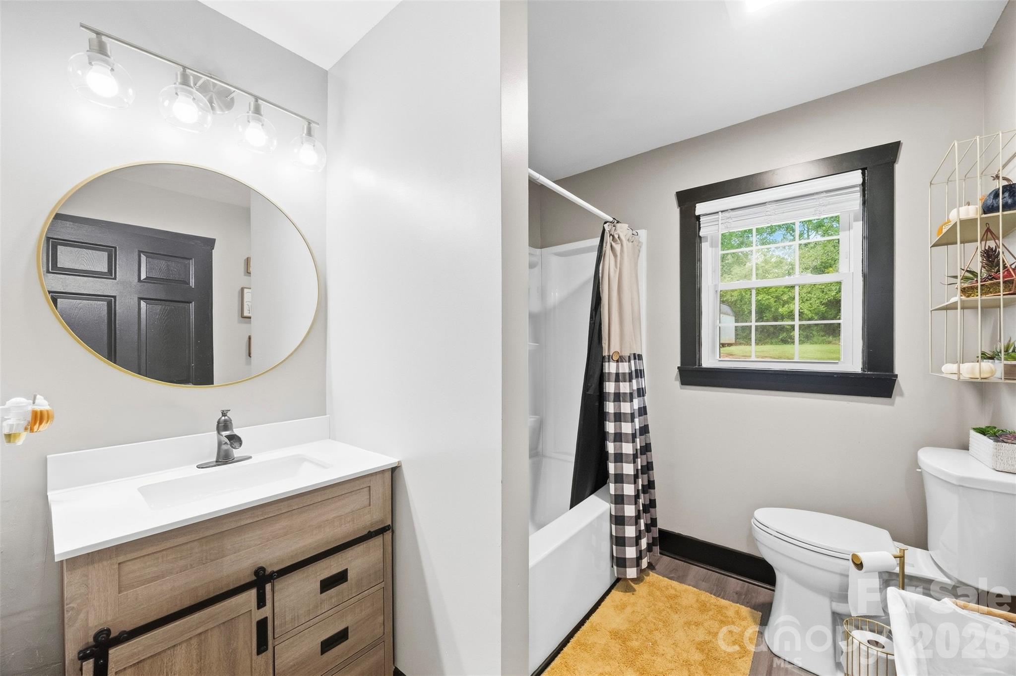 Single Family Residence at 1207 Scenic Drive, Shelby, photo 11 of 28