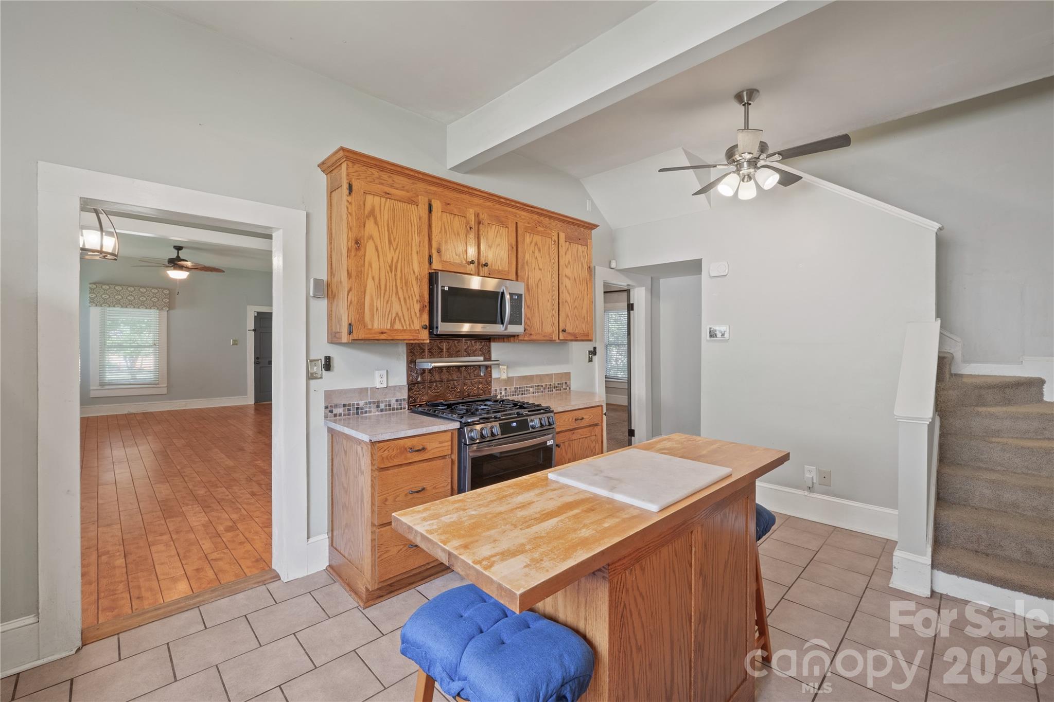 Single Family Residence at 826 Davie Avenue, Statesville, photo 13 of 38