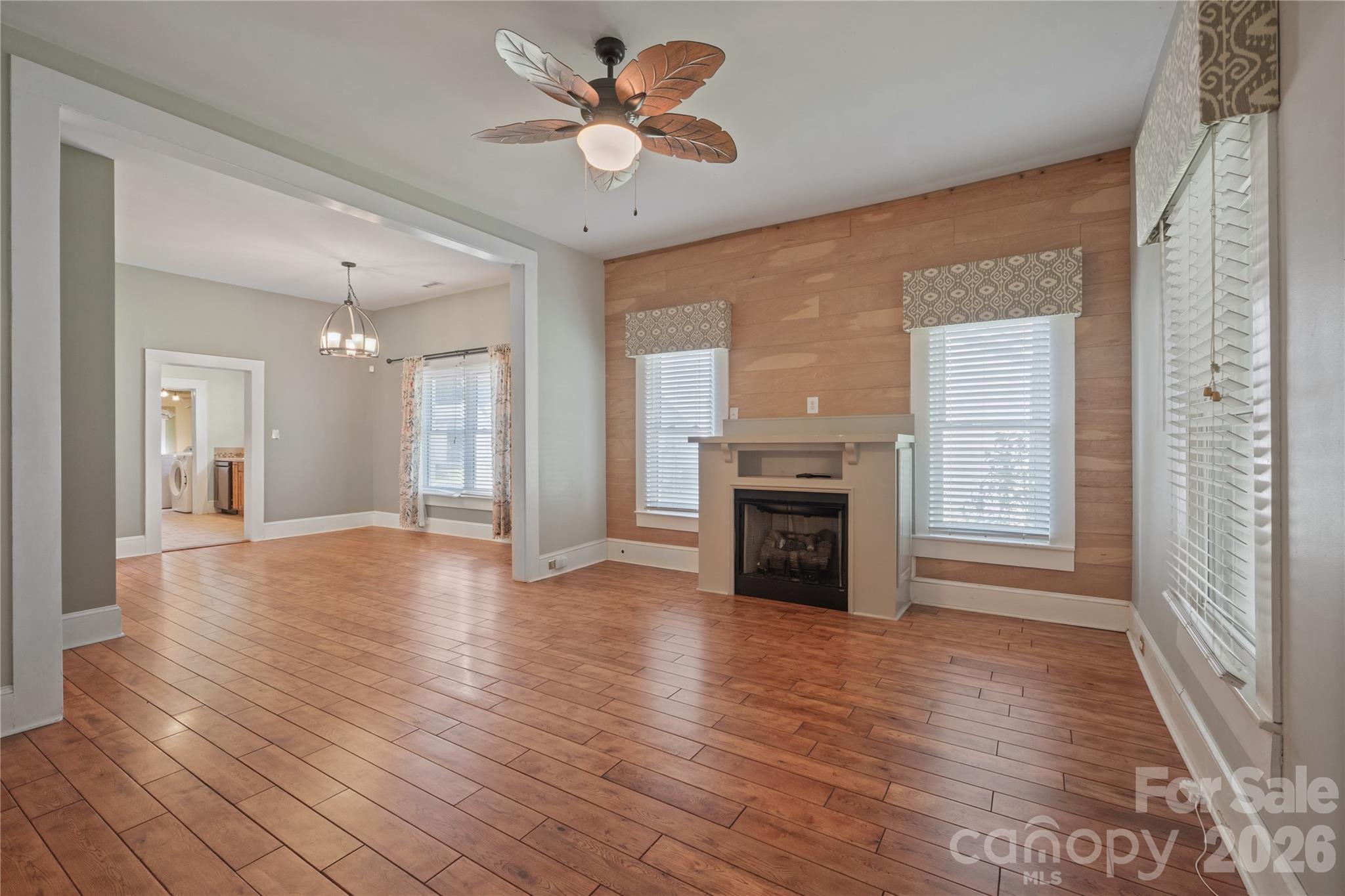 Single Family Residence at 826 Davie Avenue, Statesville, photo 9 of 38