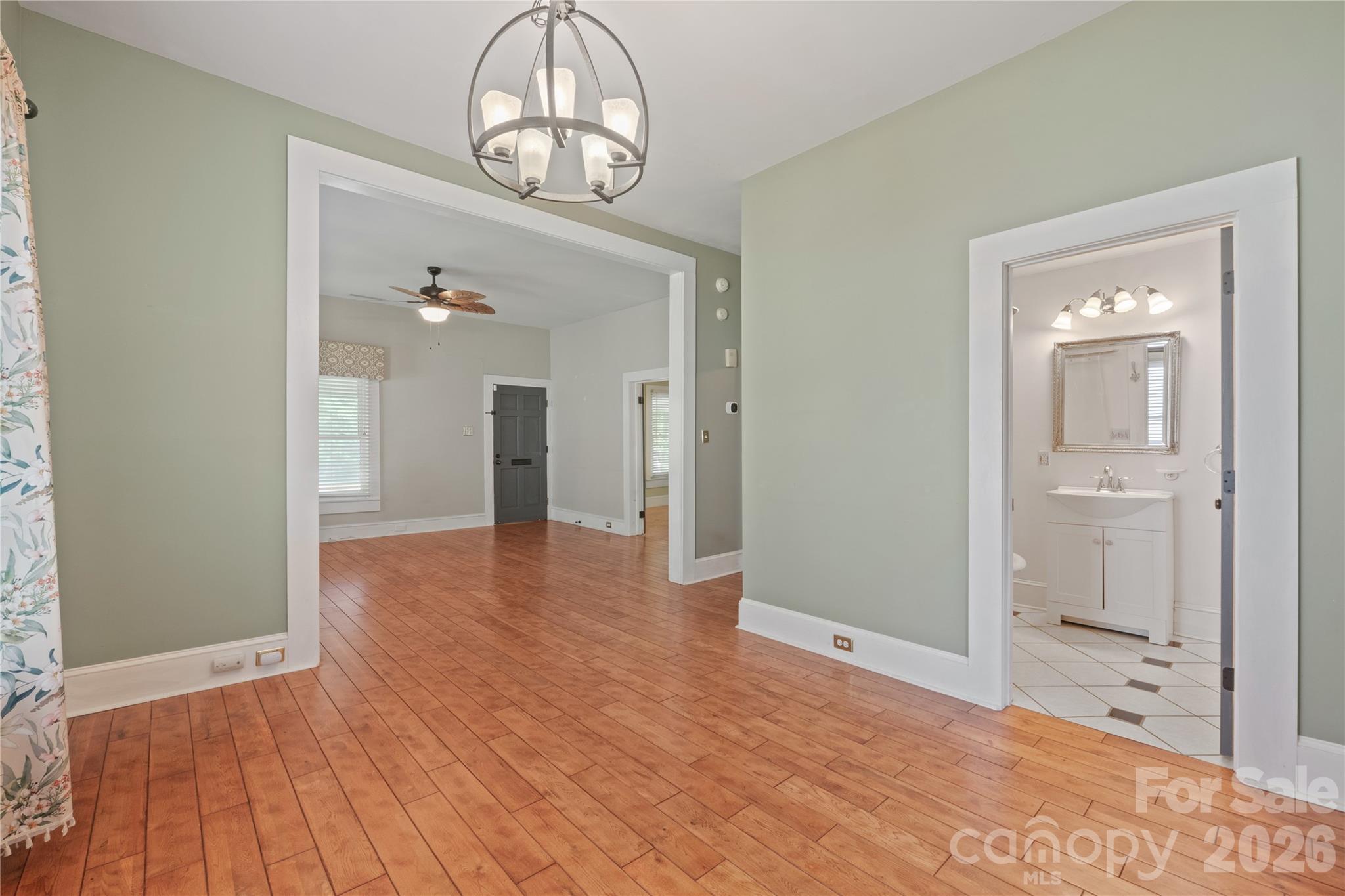 Single Family Residence at 826 Davie Avenue, Statesville, photo 17 of 38