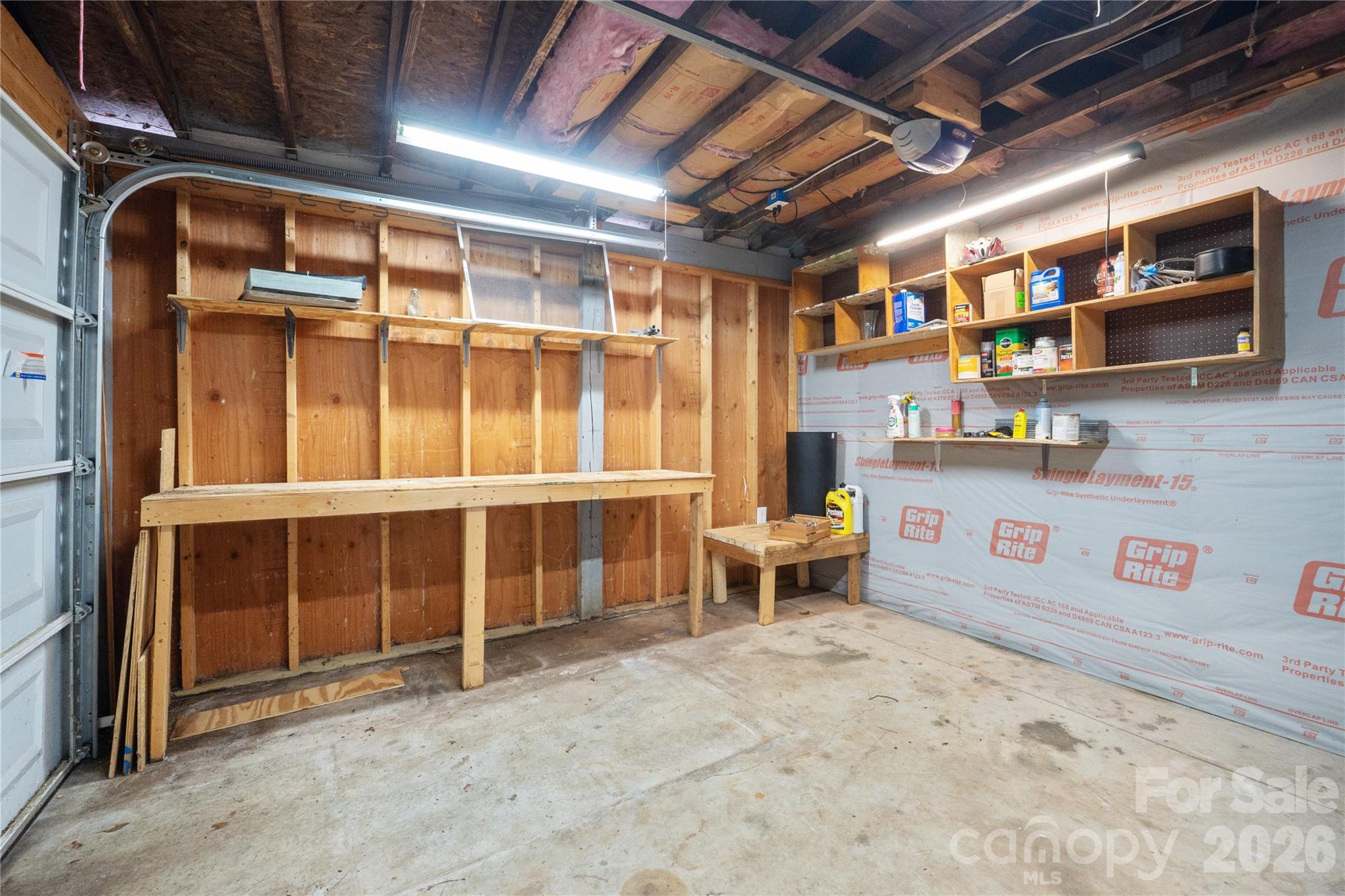 Garage - 826 Davie Avenue, Statesville