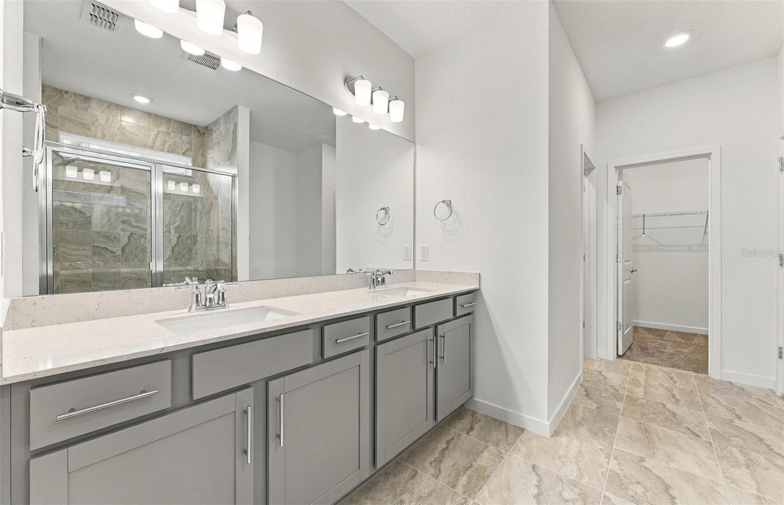 Owner's Bath w/Dual Sinks - 10045 TRELLIS VINE WAY, PARRISH