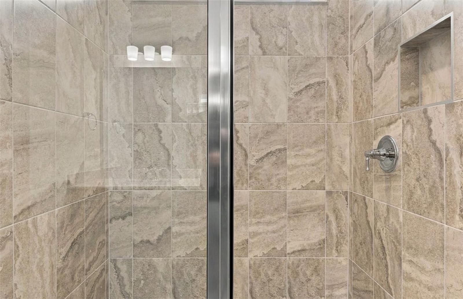 Owner's Walk-in Shower - 10045 TRELLIS VINE WAY, PARRISH