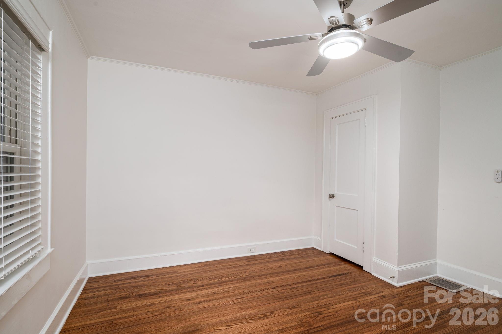 Single Family Residence at 501 W Sixth Avenue, Gastonia, photo 12 of 24