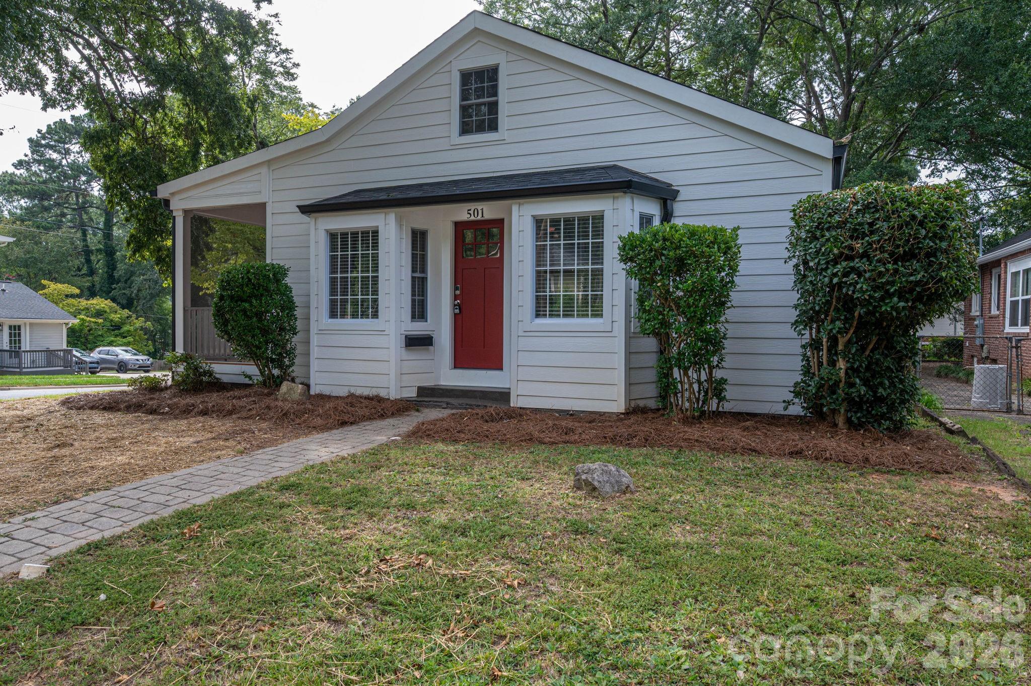 Single Family Residence at 501 W Sixth Avenue, Gastonia, photo 19 of 24