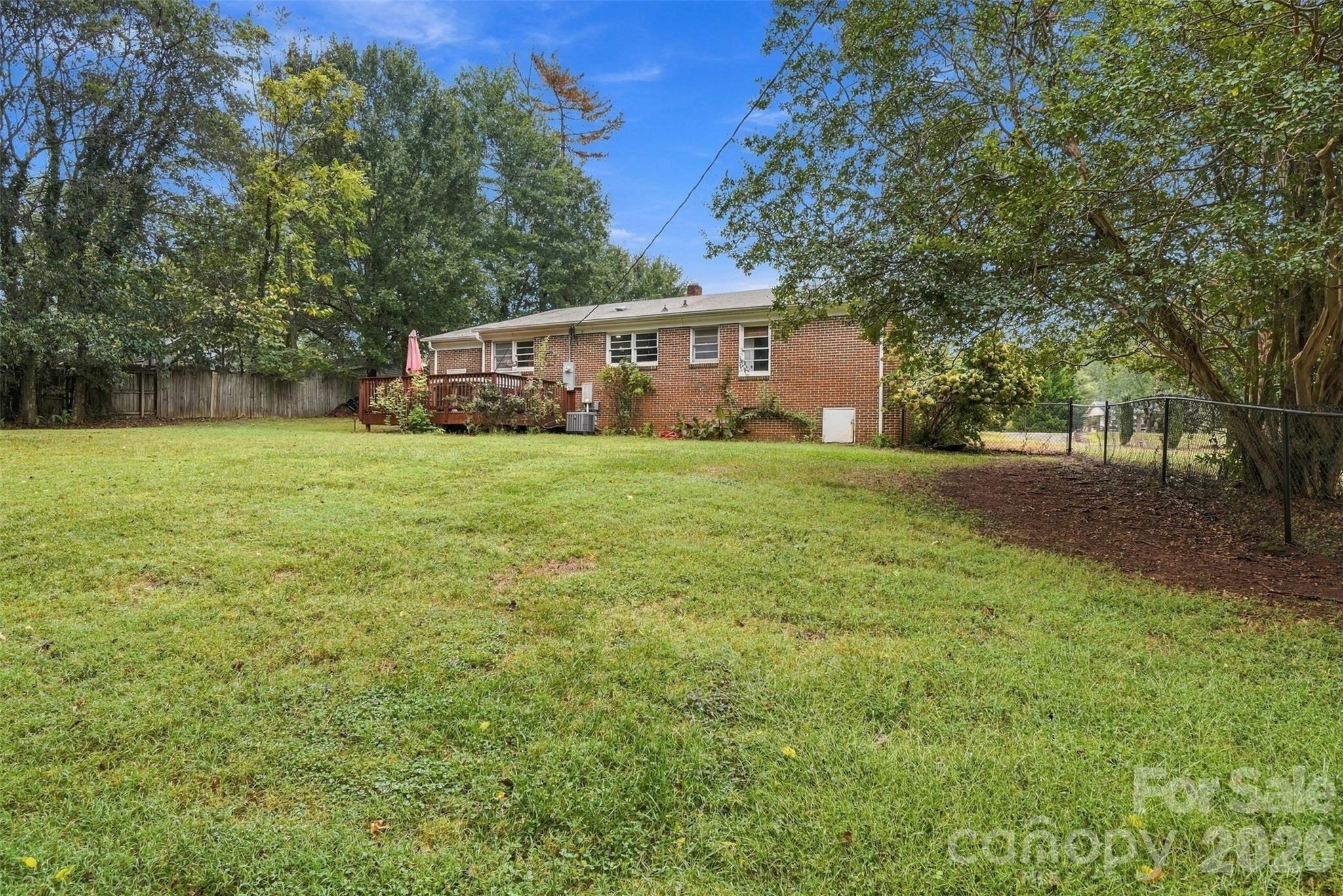 Single Family Residence at 561 Forest Way Drive, Fort Mill, photo 18 of 26