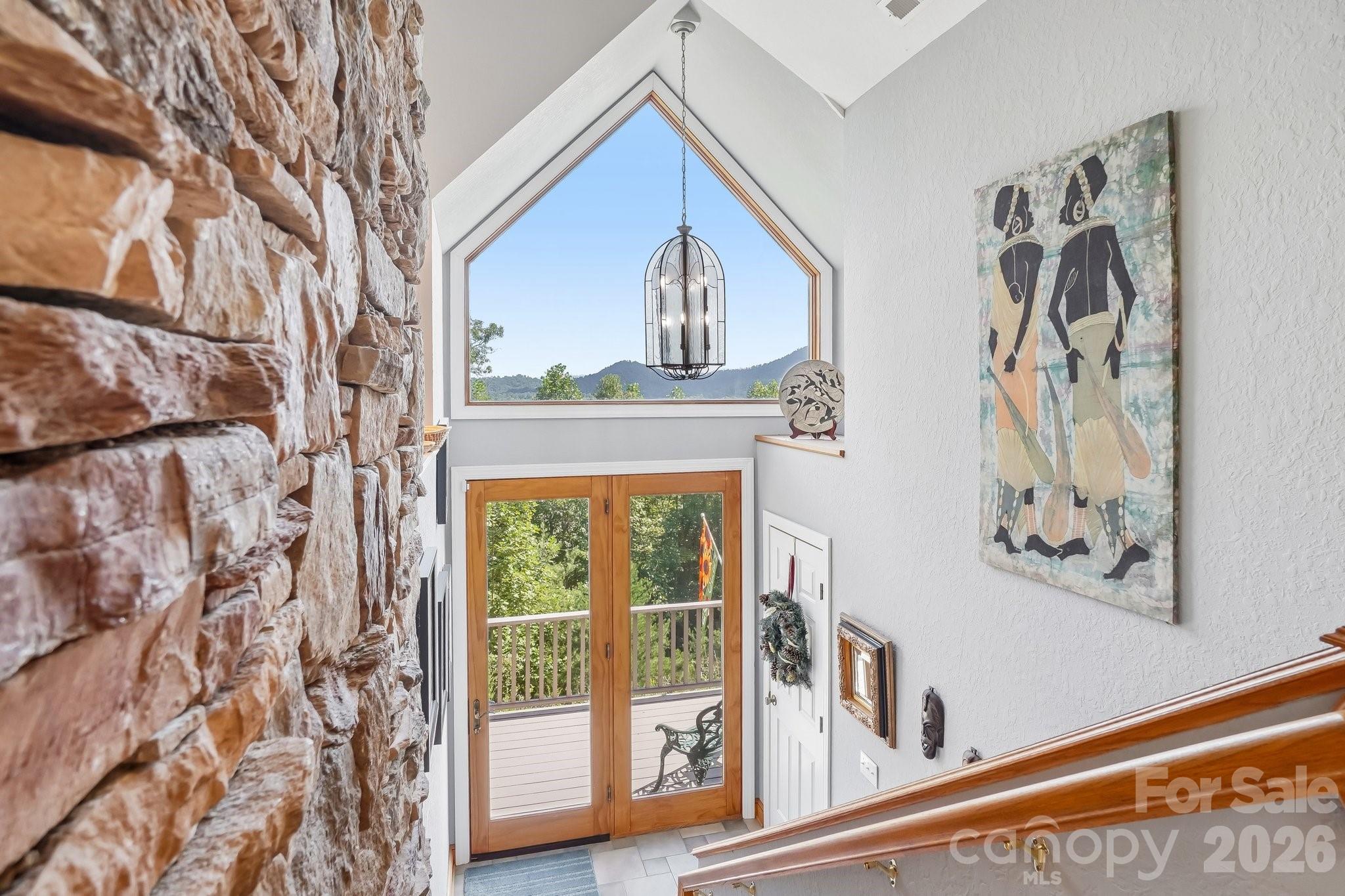 Front entrance - 1000 Reems Cove Road, Marshall