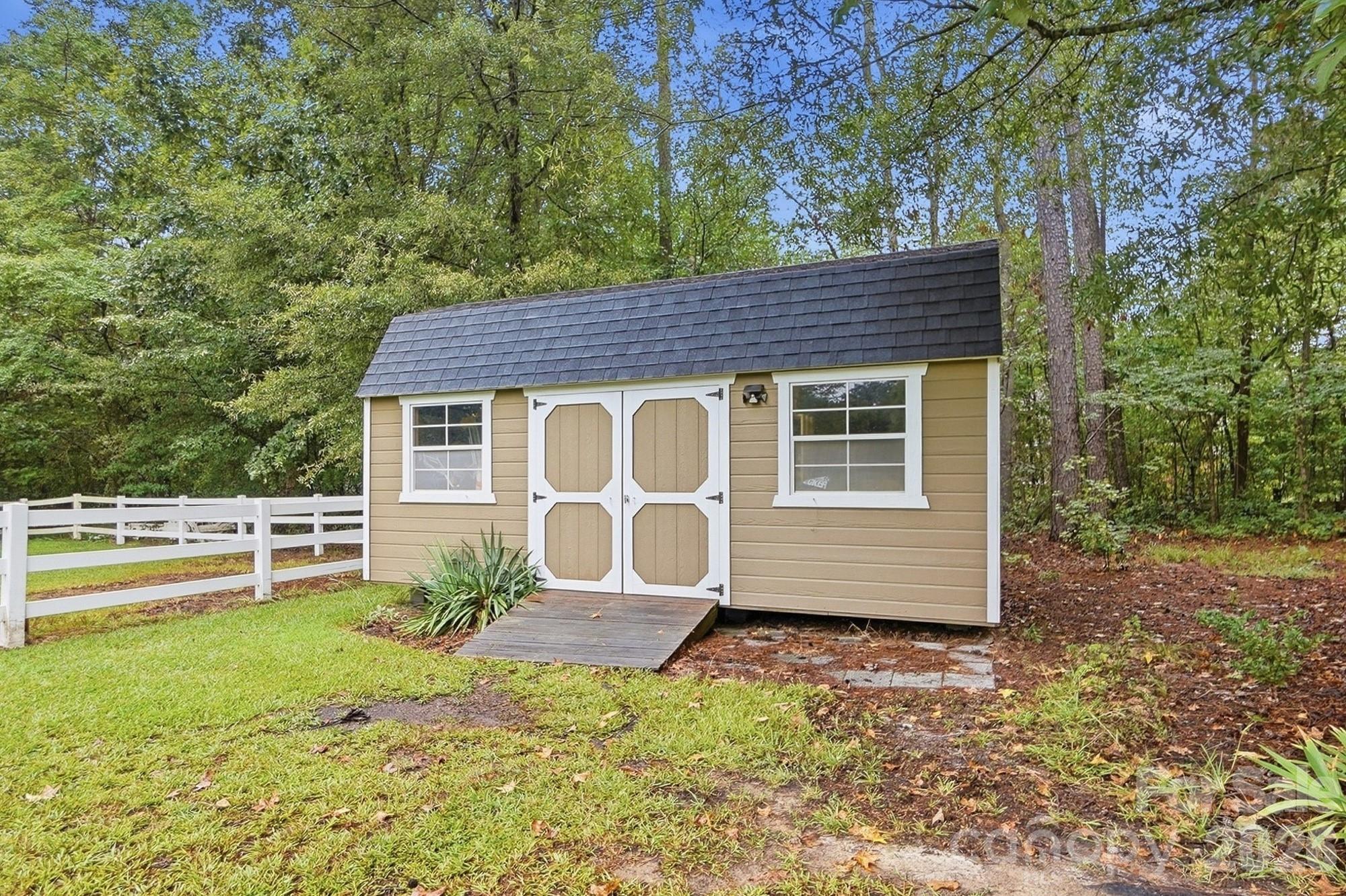 Single Family Residence at 1304 Presson Farm Lane, Monroe, photo 46 of 48