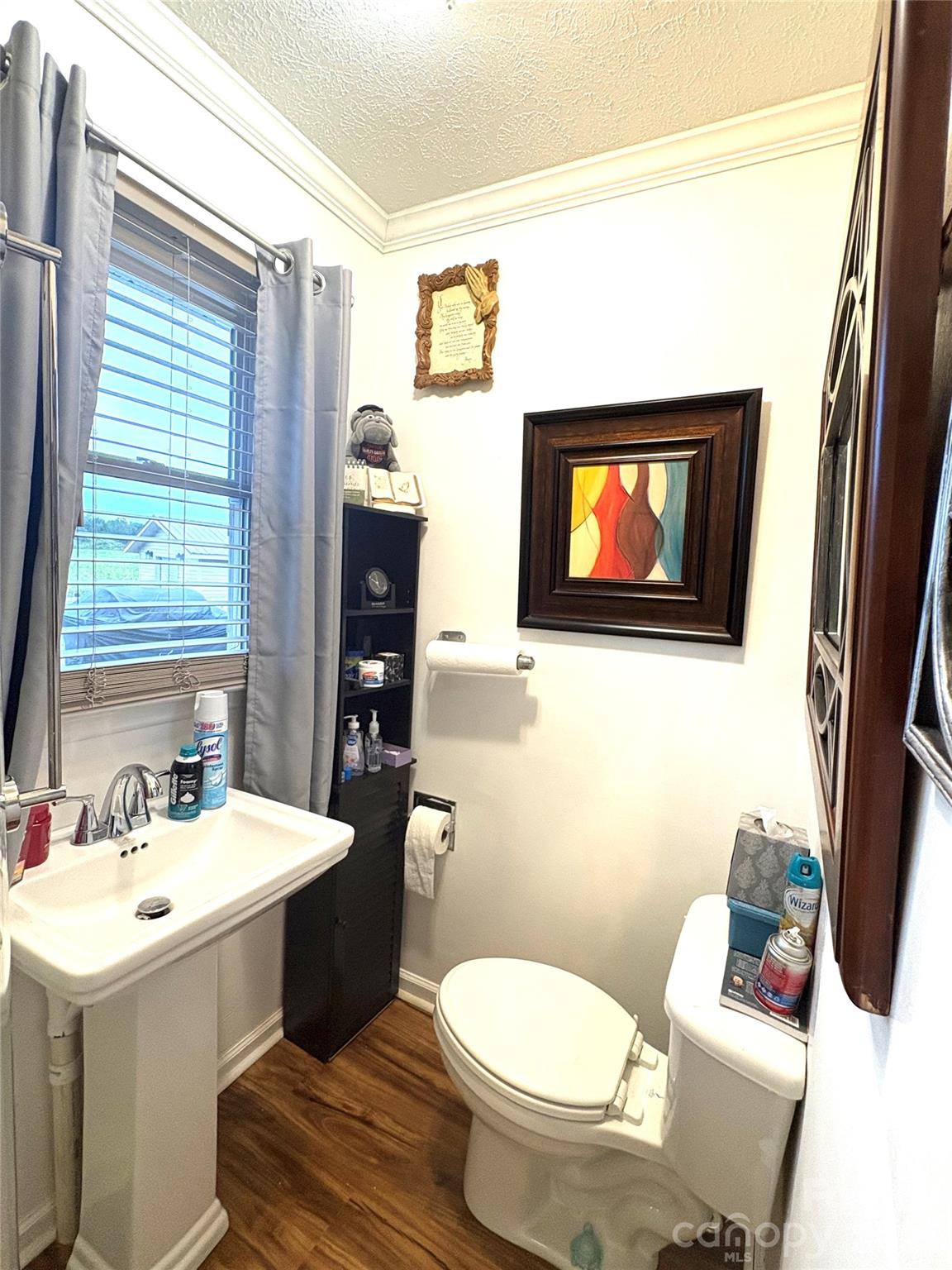 En-suite - 312 Old Belwood Road, Belwood