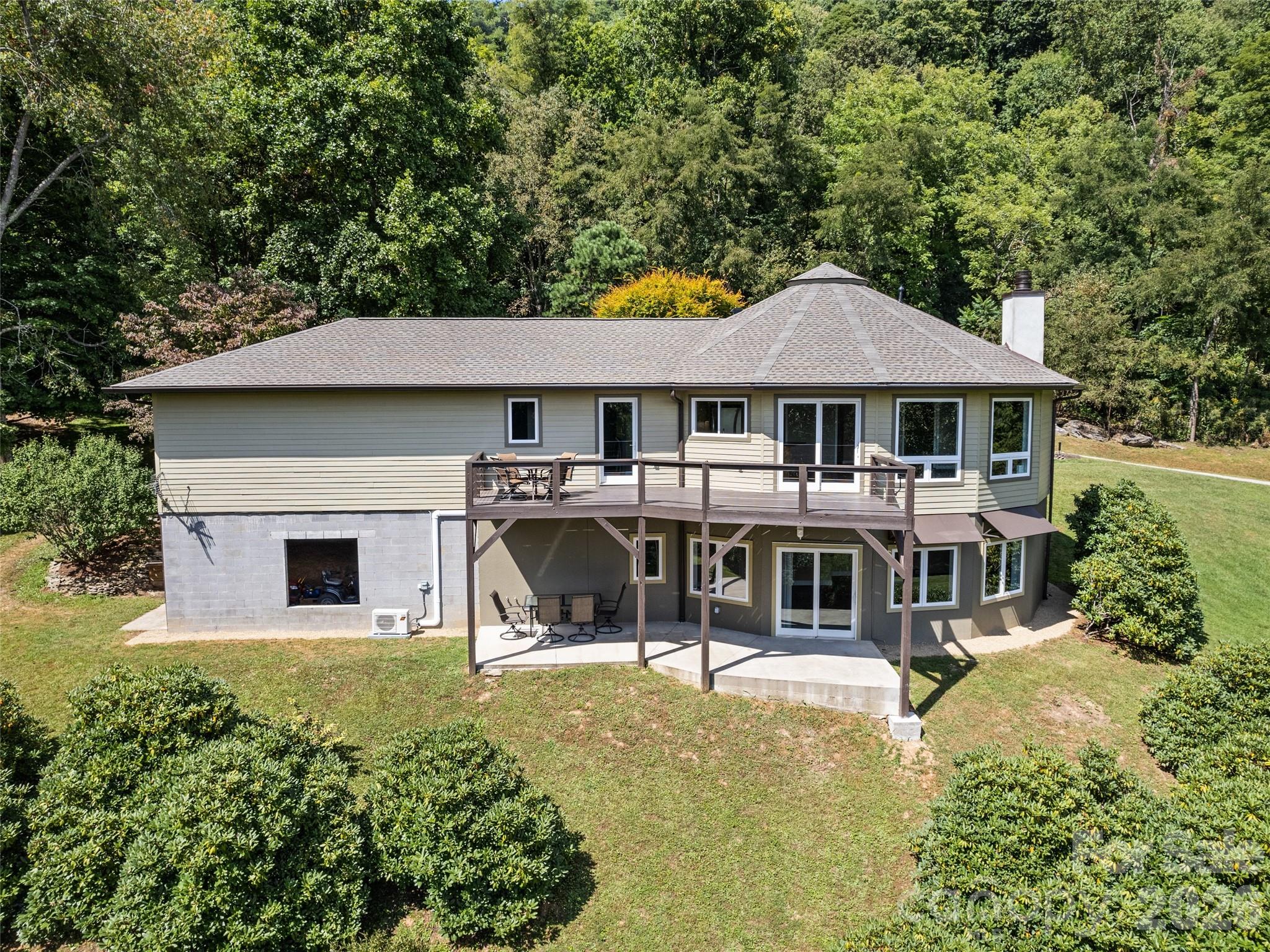 Single Family Residence at 555 Live Oak Loop, Waynesville, photo 42 of 48