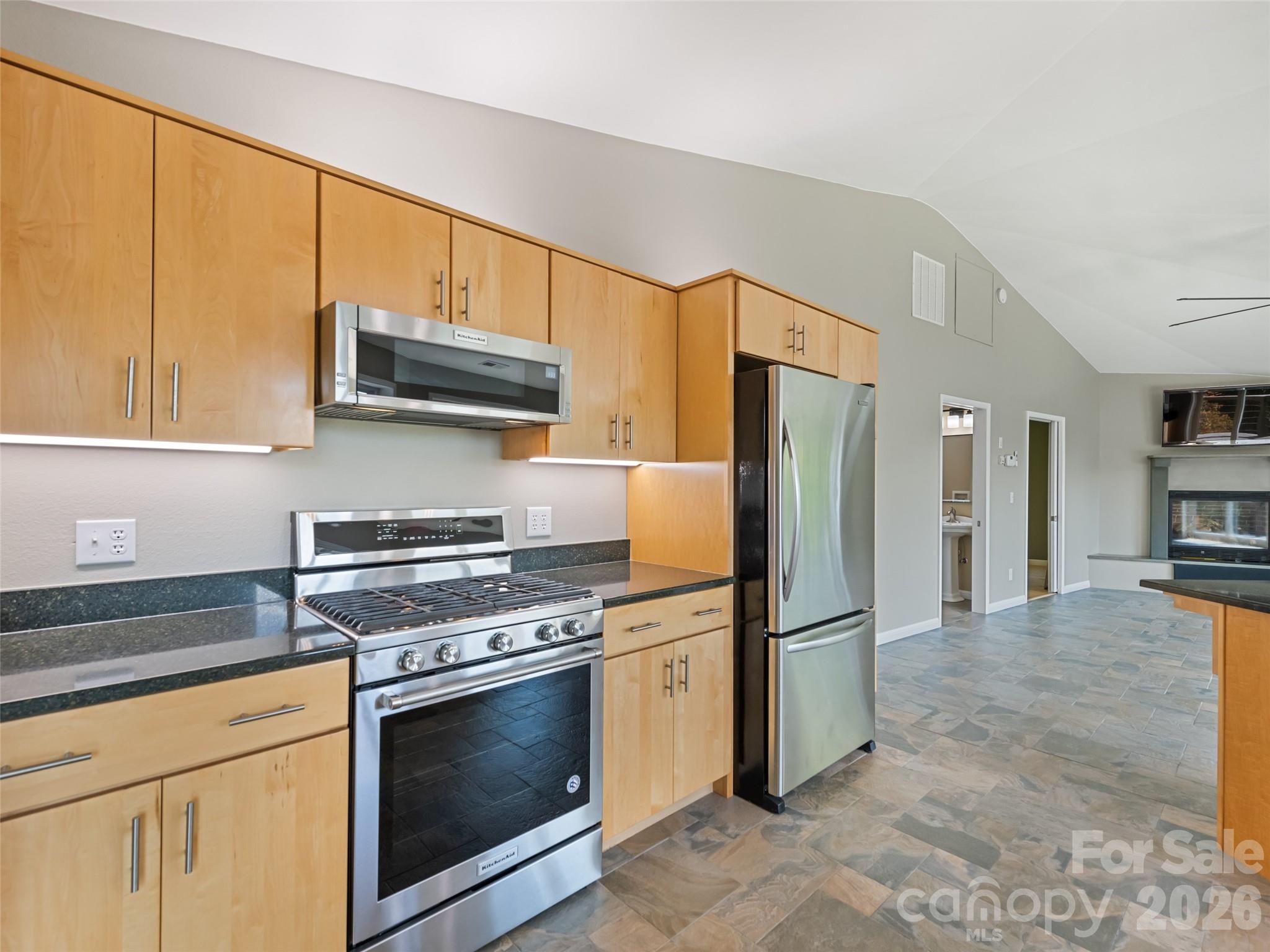 Single Family Residence at 555 Live Oak Loop, Waynesville, photo 10 of 48