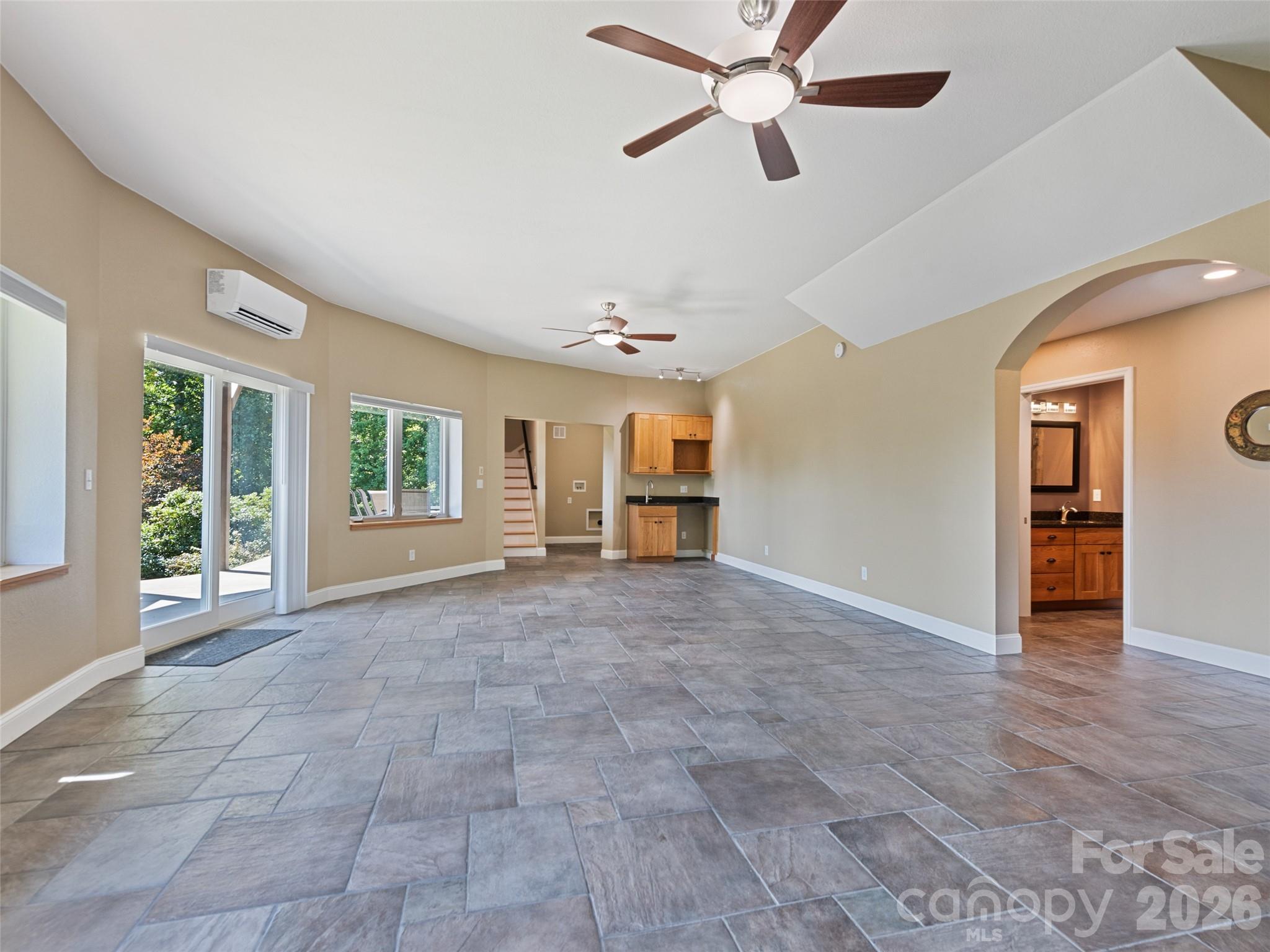 Single Family Residence at 555 Live Oak Loop, Waynesville, photo 34 of 48