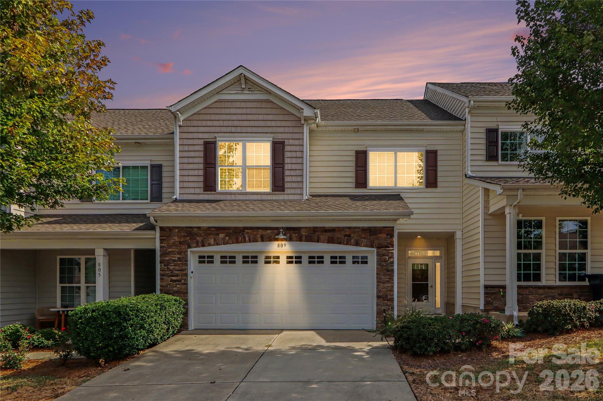 809 River Park Road