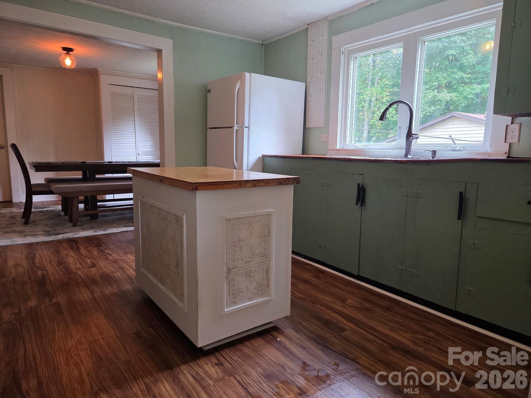 Single Family Residence at 408 McCoy Cove Road, Black Mountain, photo 19 of 37
