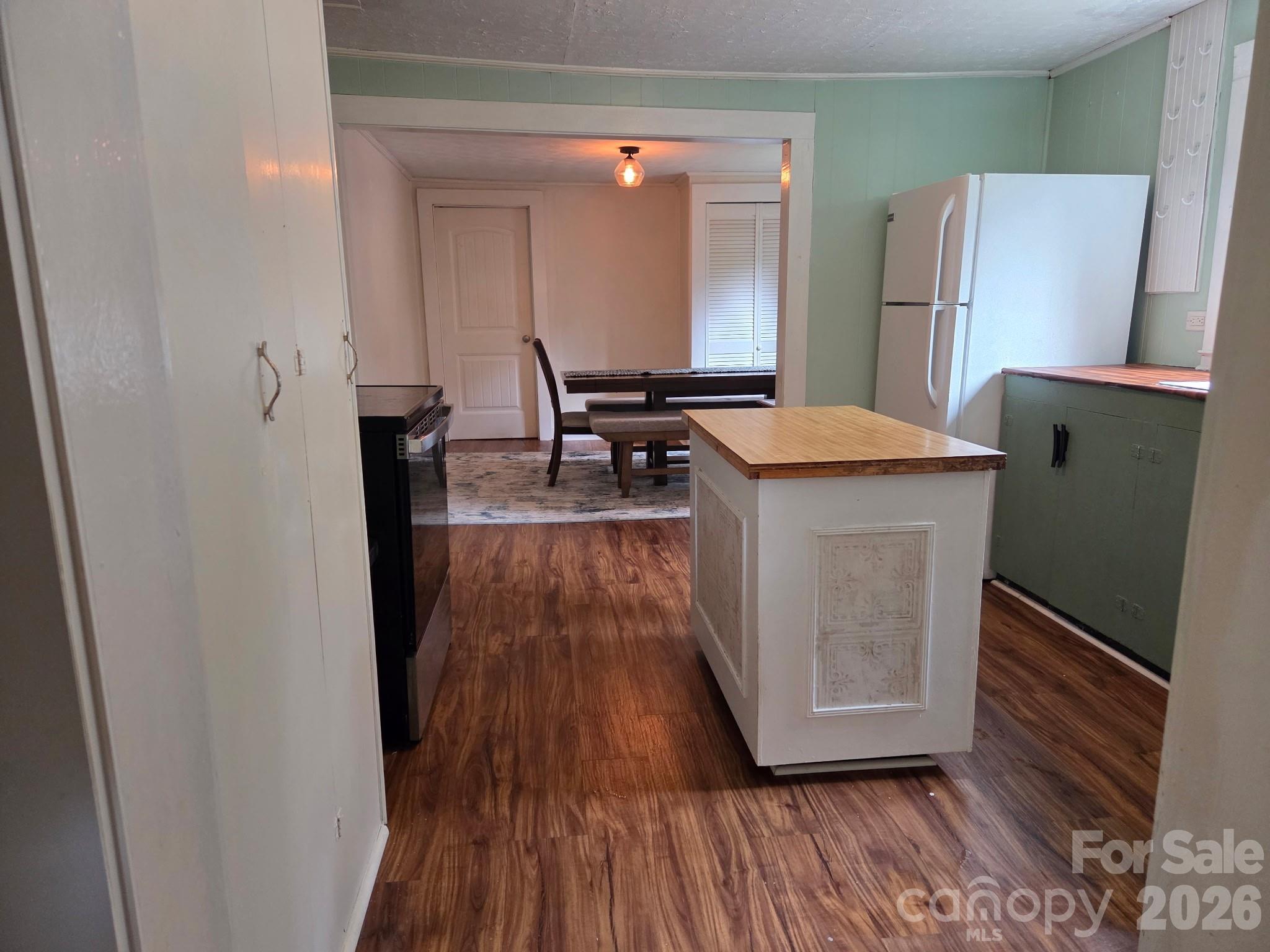 Single Family Residence at 408 McCoy Cove Road, Black Mountain, photo 20 of 37