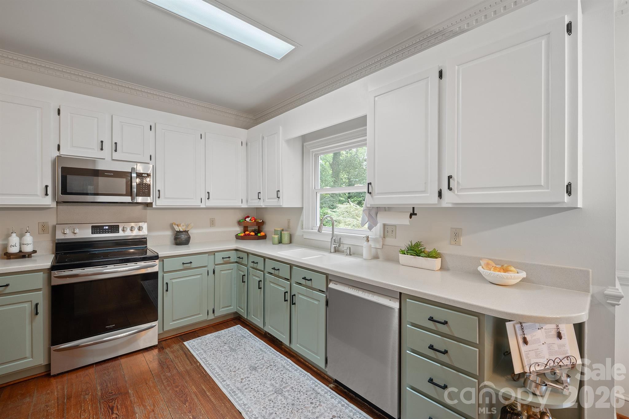 kitchen - 2720 Steeplechase Road, Gastonia