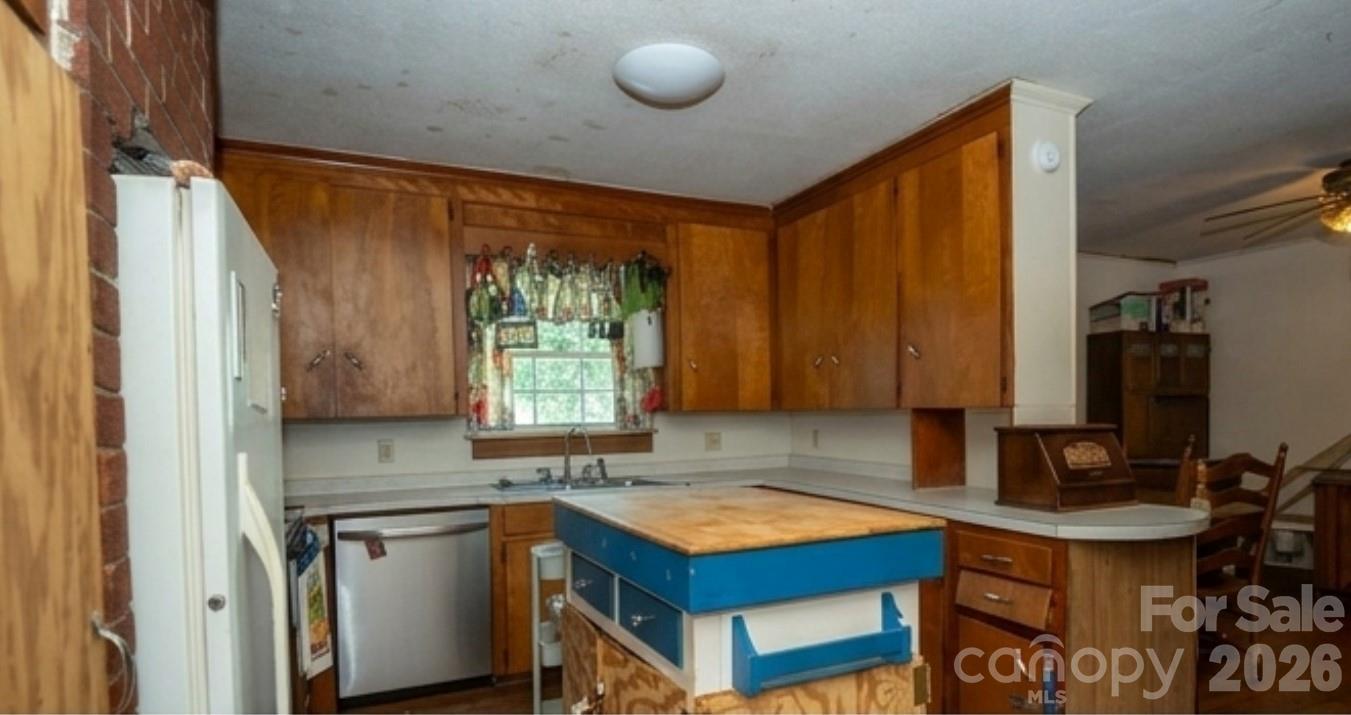 Single Family Residence at 613 Plato Lee Road, Shelby, photo 9 of 17