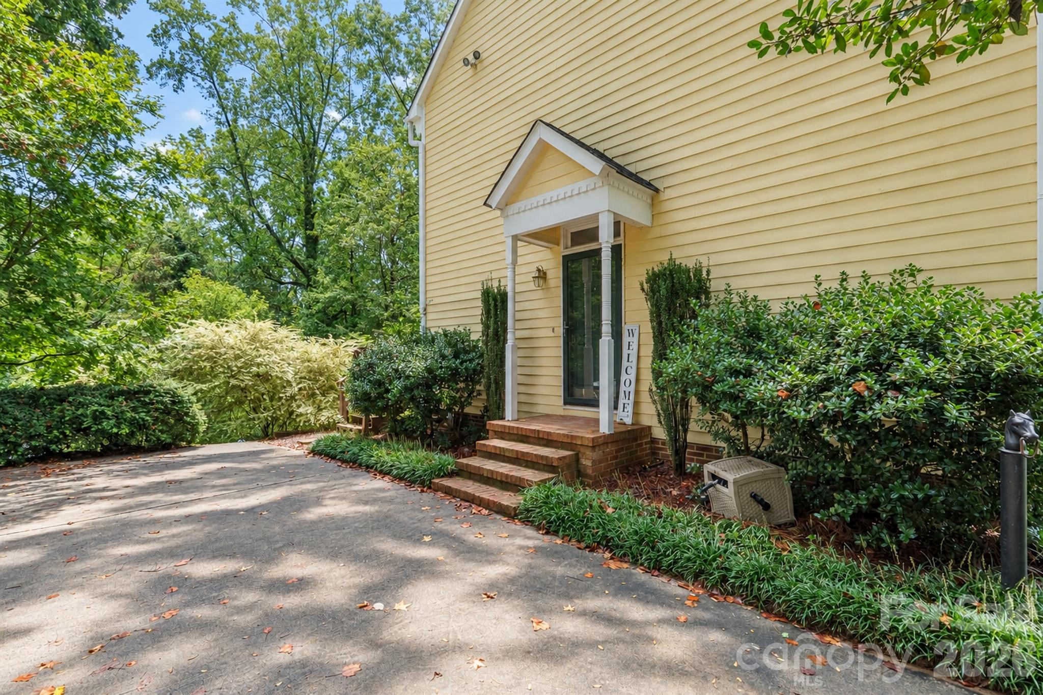 side - 2720 Steeplechase Road, Gastonia