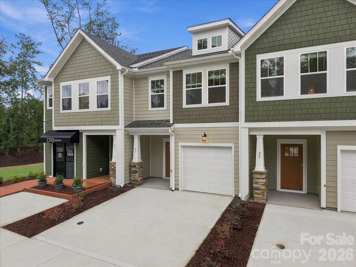 Townhouse at 27 Oleetah Falls Way, Hendersonville, photo 2 of 28