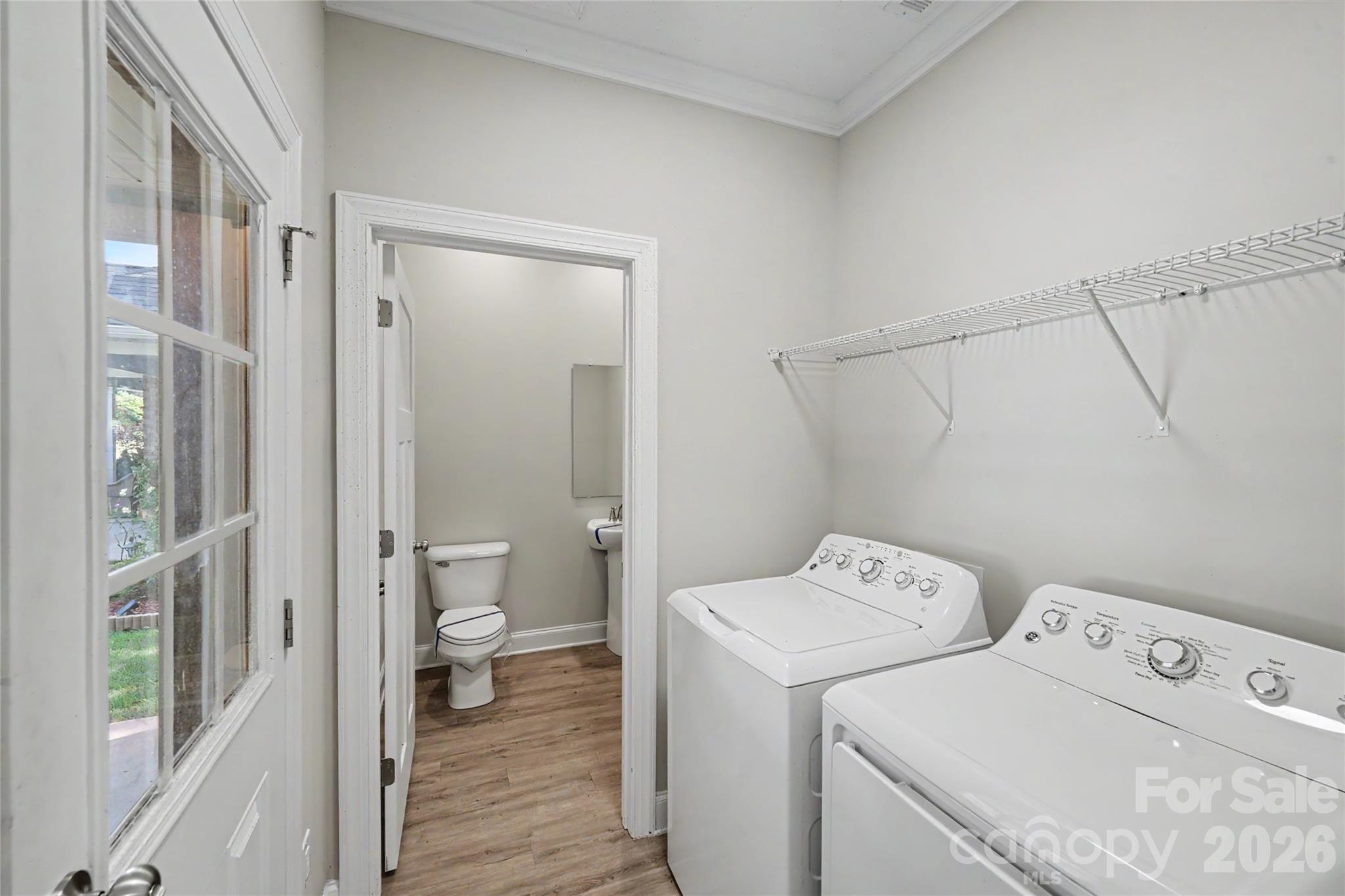 Single Family Residence at 161 Ole Eastpointe Drive, York, photo 14 of 26