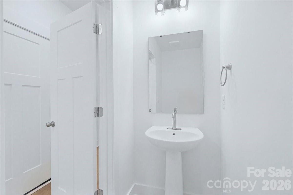 Townhouse at 29 Oleetah Falls Way, Hendersonville, photo 12 of 27