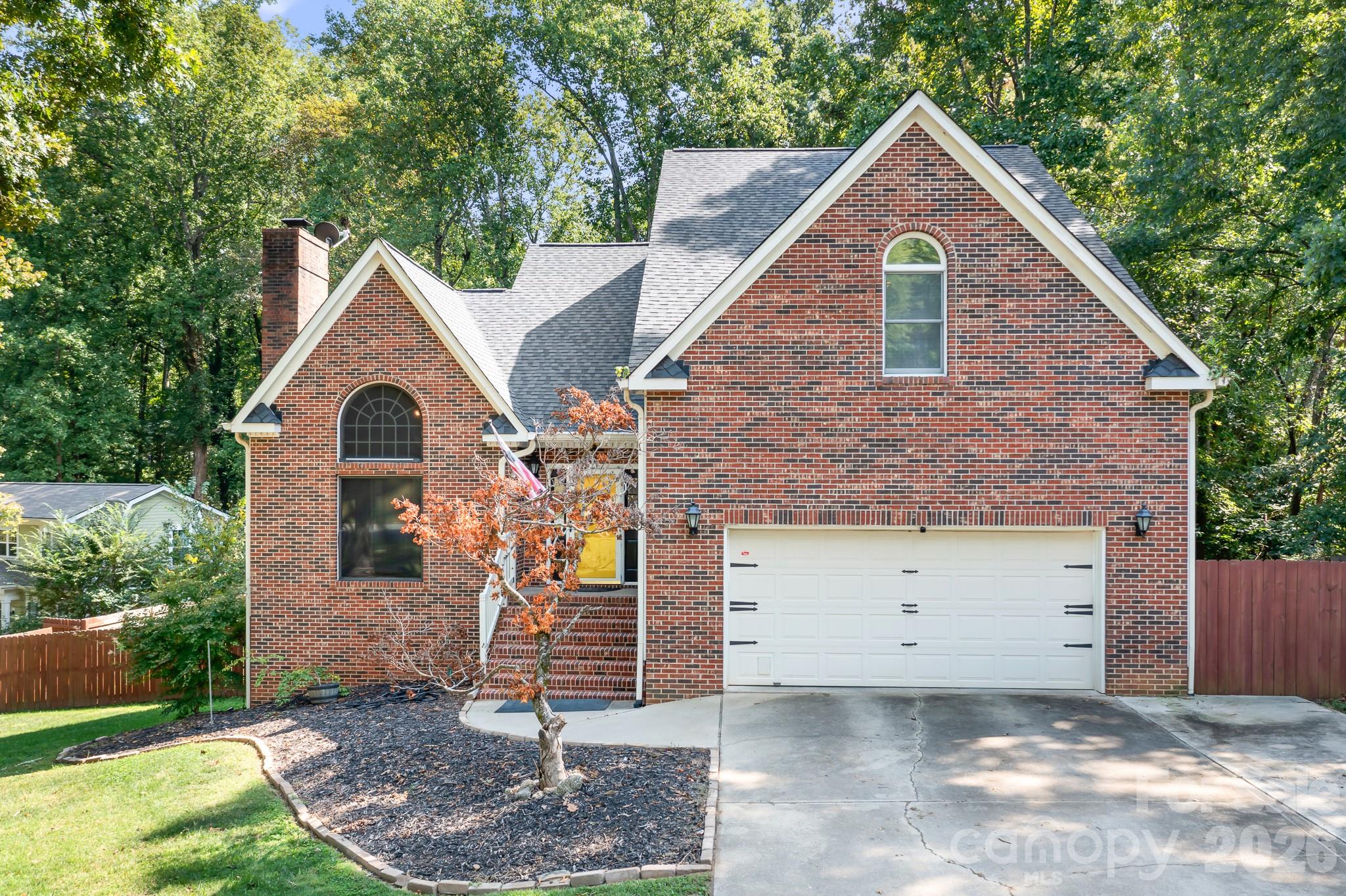Single Family Residence at 665 Millswood Drive, Mooresville