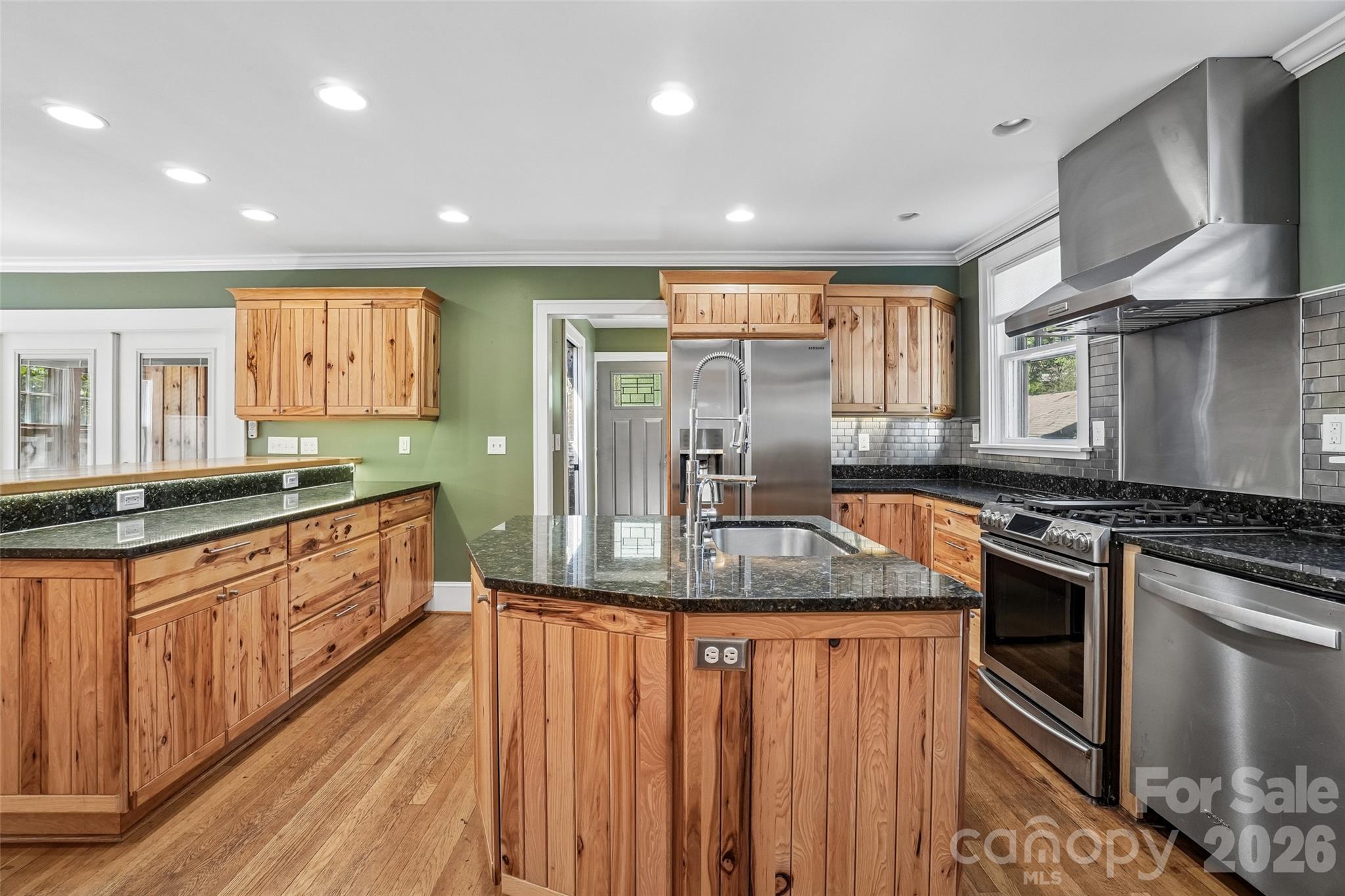 Single Family Residence at 23 Lanvale Avenue, Asheville, photo 2 of 35