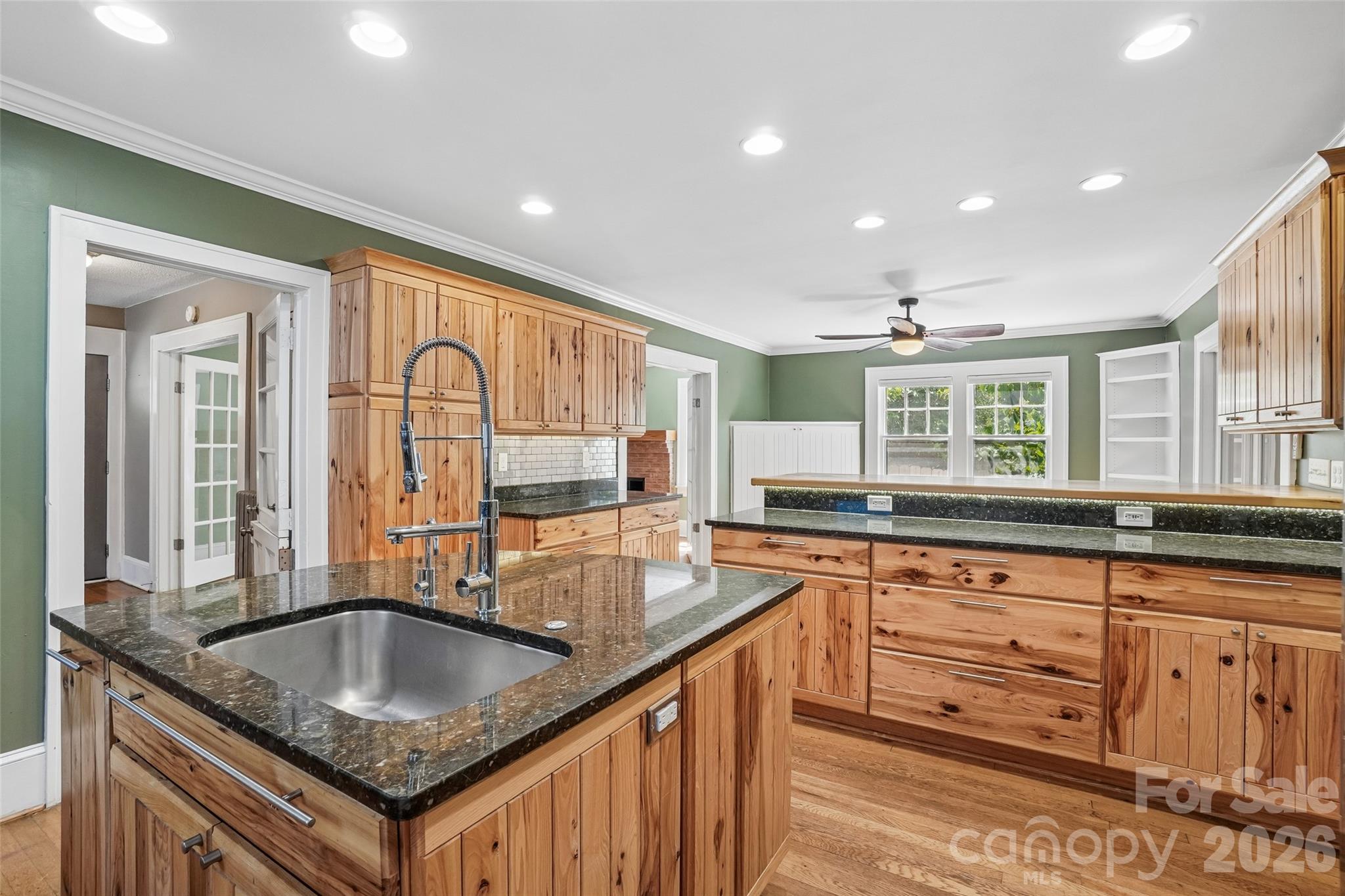 Single Family Residence at 23 Lanvale Avenue, Asheville, photo 9 of 35
