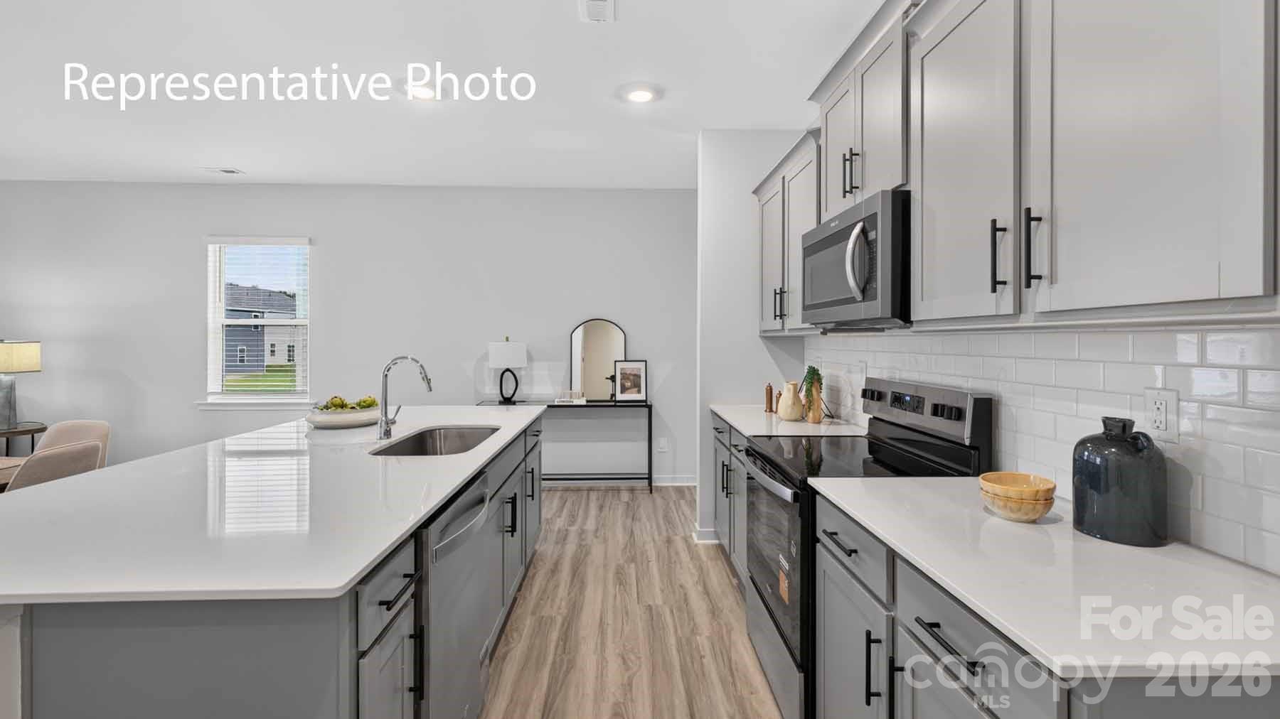Single Family Residence at 167 Maple Valley Street, Statesville, photo 5 of 28