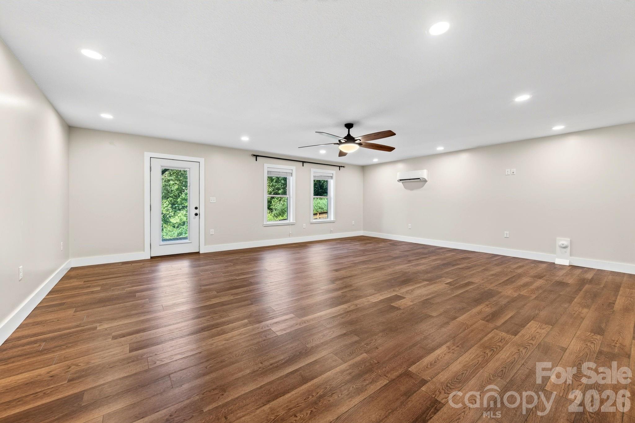 Large flex space - 139 Ridge Road, Candler