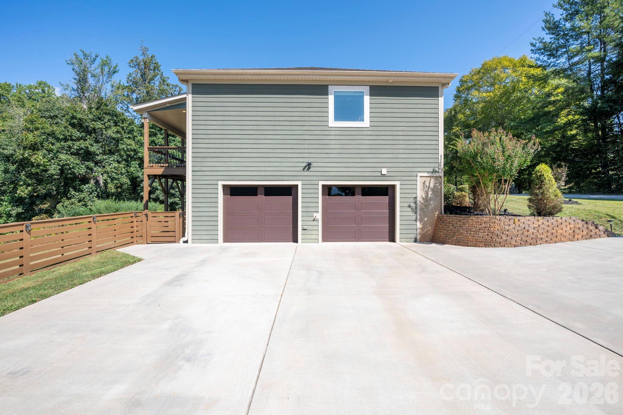 Plenty of parking - 139 Ridge Road, Candler