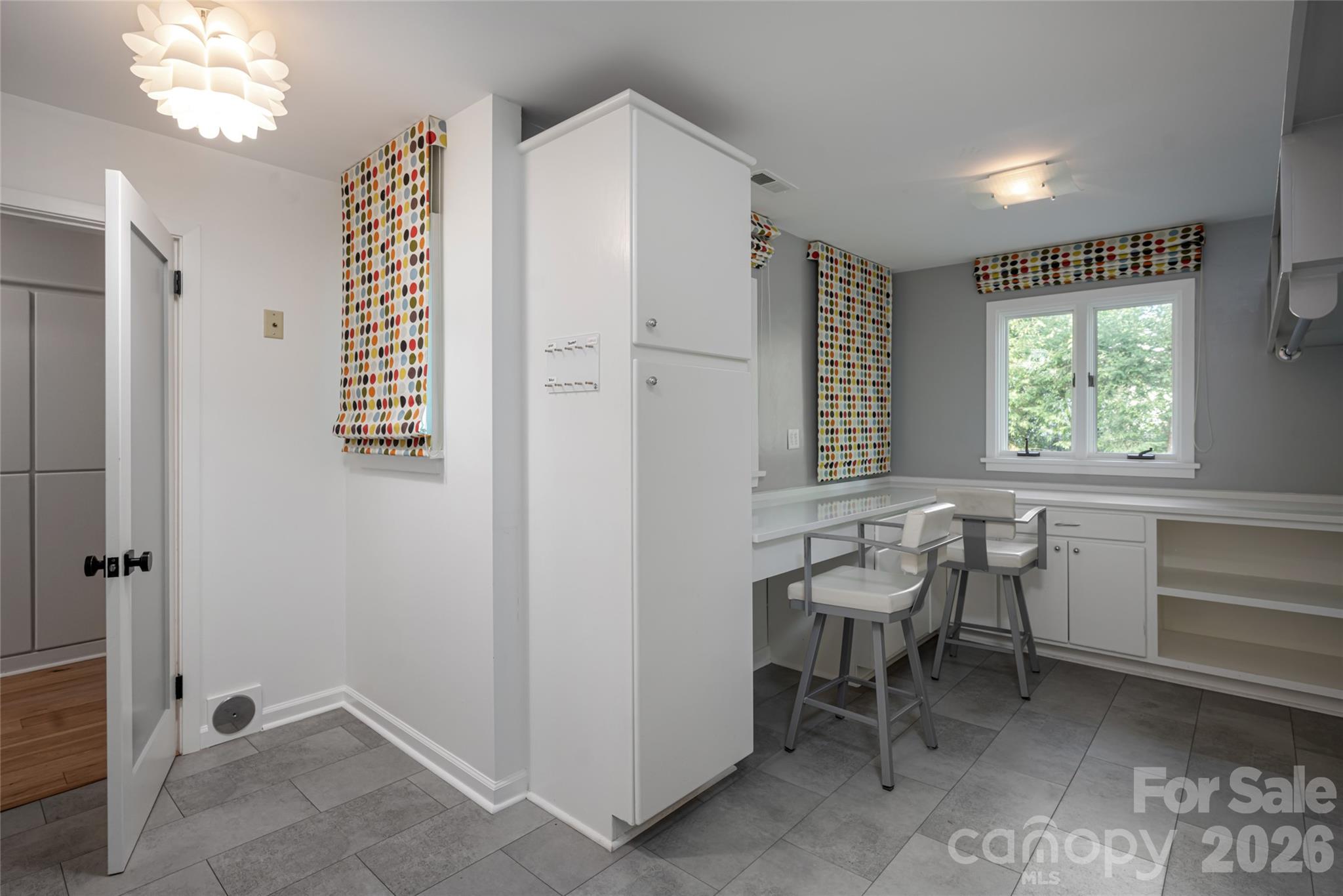 Single Family Residence at 6 Deerfield Road, Asheville, photo 32 of 45