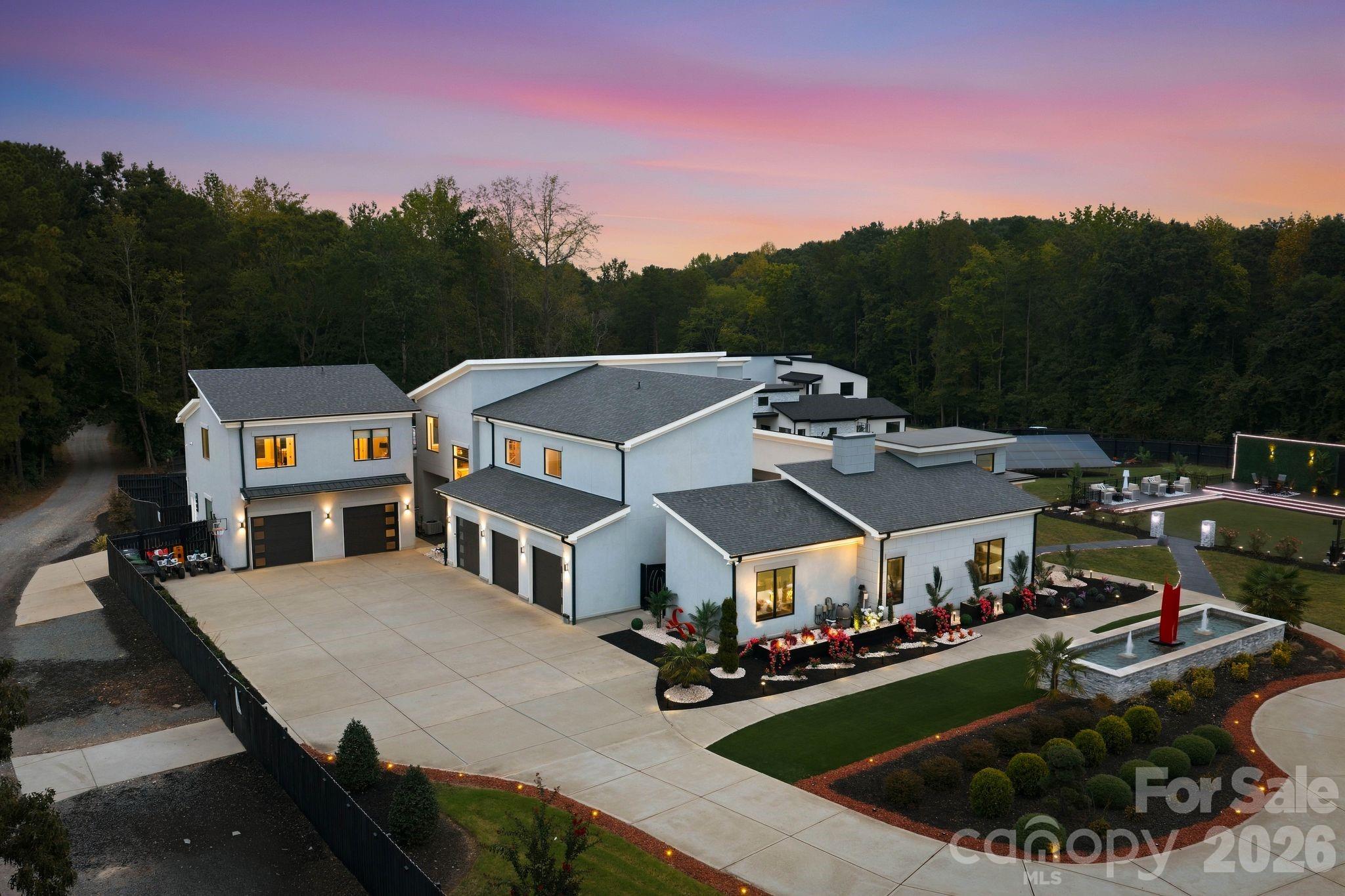 Single Family Residence at 15700 Youngblood Road, Charlotte, photo 44 of 47