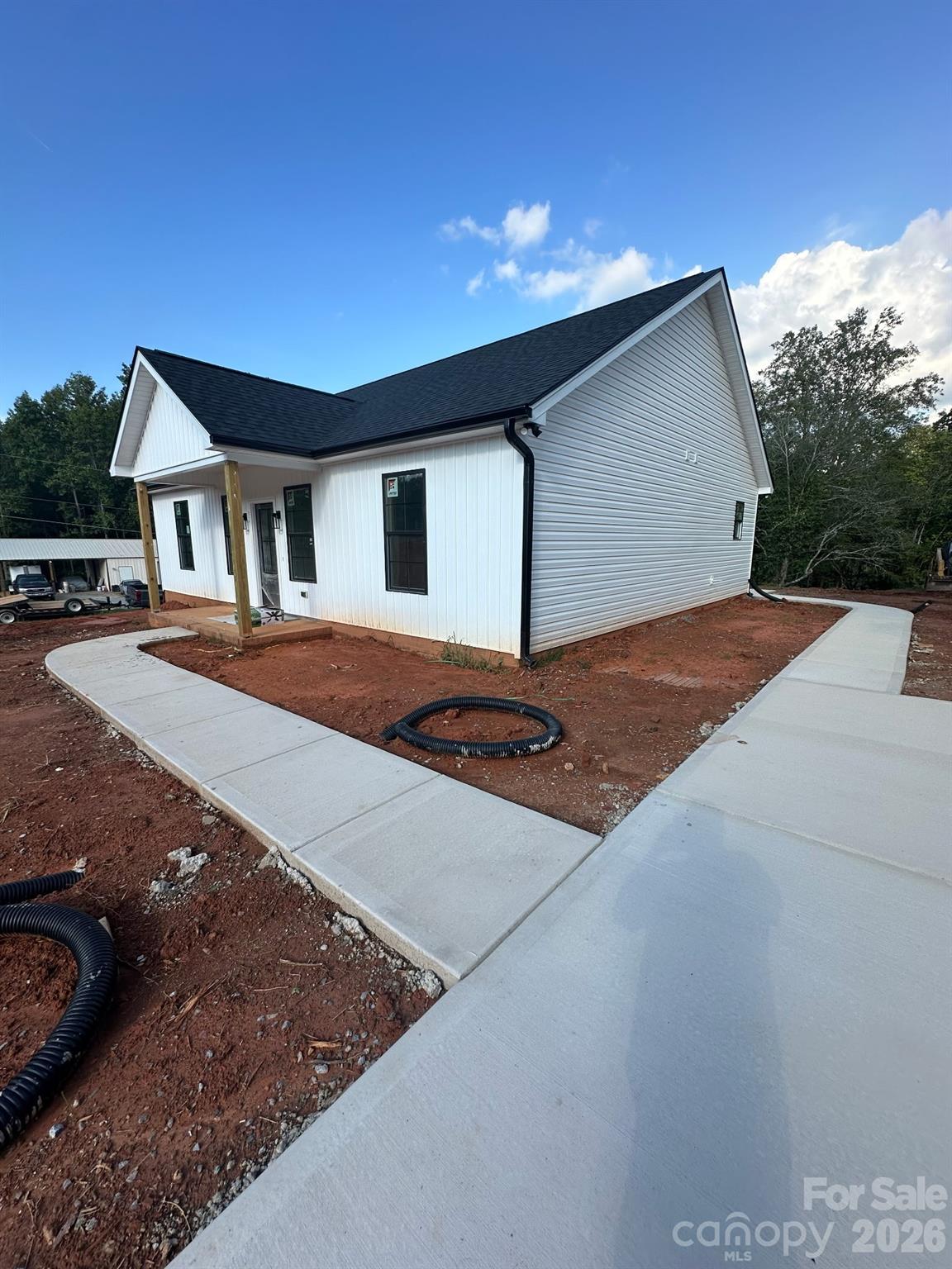 PLENTY OF PARKING & COVERED FRONT PORCH - 5101 Ridge Street, Shelby
