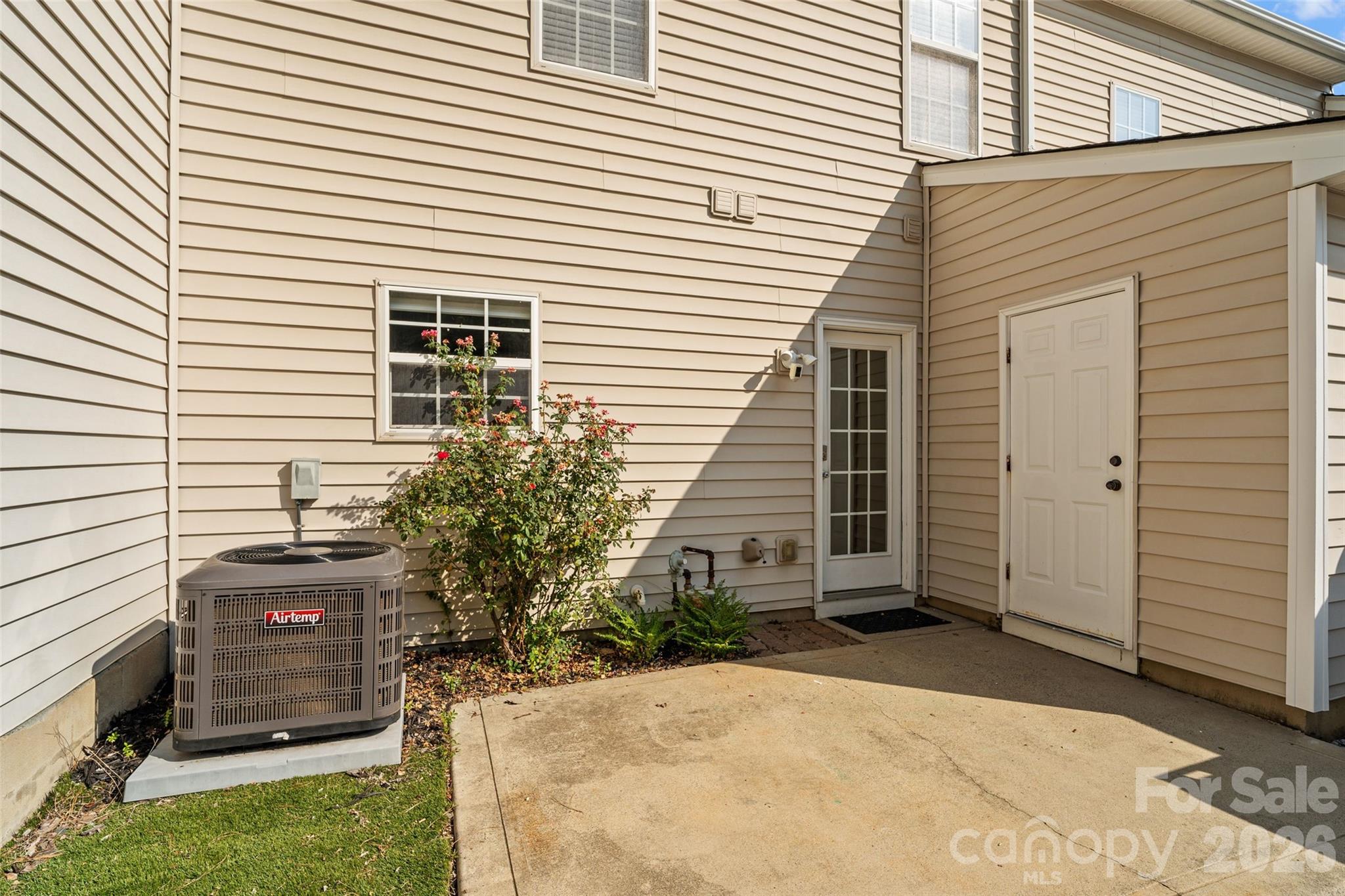 Townhouse at 820 Dillard Road, Rock Hill, photo 35 of 45