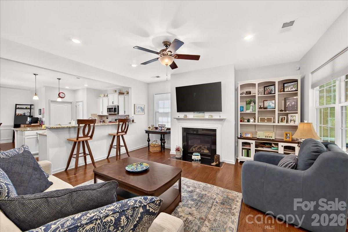 Family Room - 744 Bearcamp Way, Fort Mill