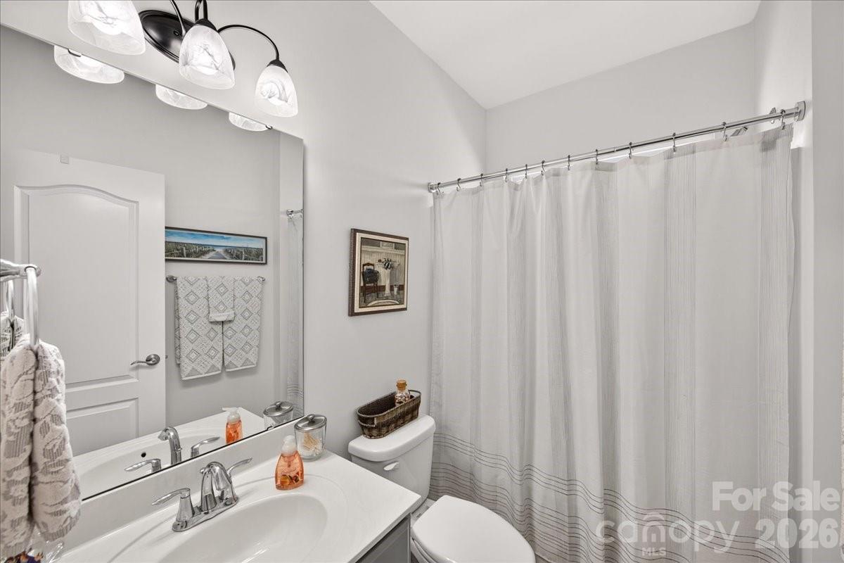 Guest Bathroom - 744 Bearcamp Way, Fort Mill