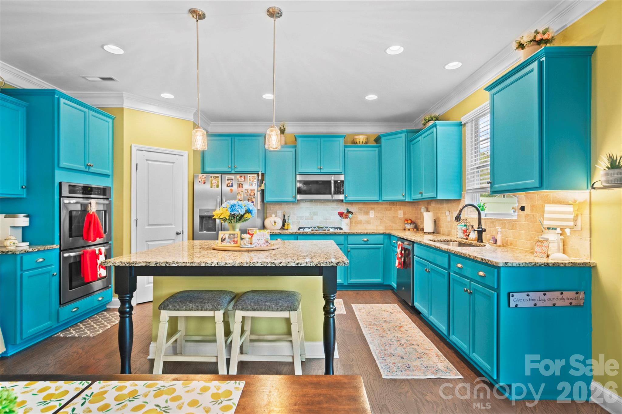 Single Family Residence at 2365 Seagull Drive, Denver, photo 8 of 23
