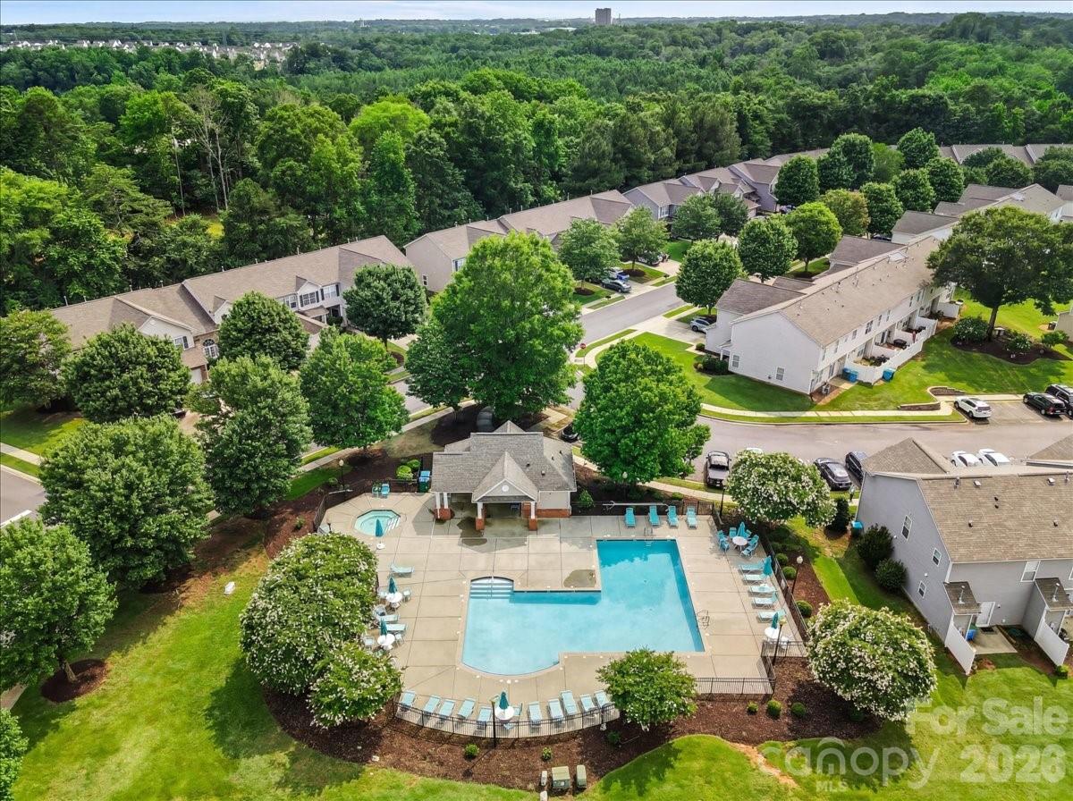 Community Amenities - 10563 Stoneacre Court, Pineville