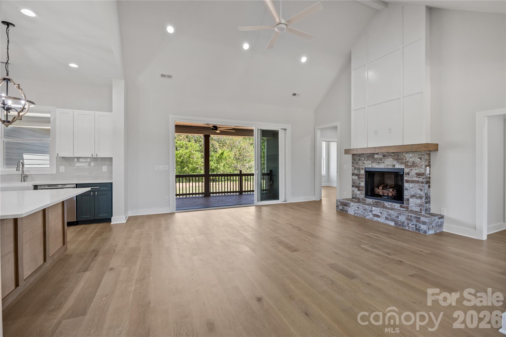 Single Family Residence at 395 New Salem Road, Statesville, photo 8 of 41