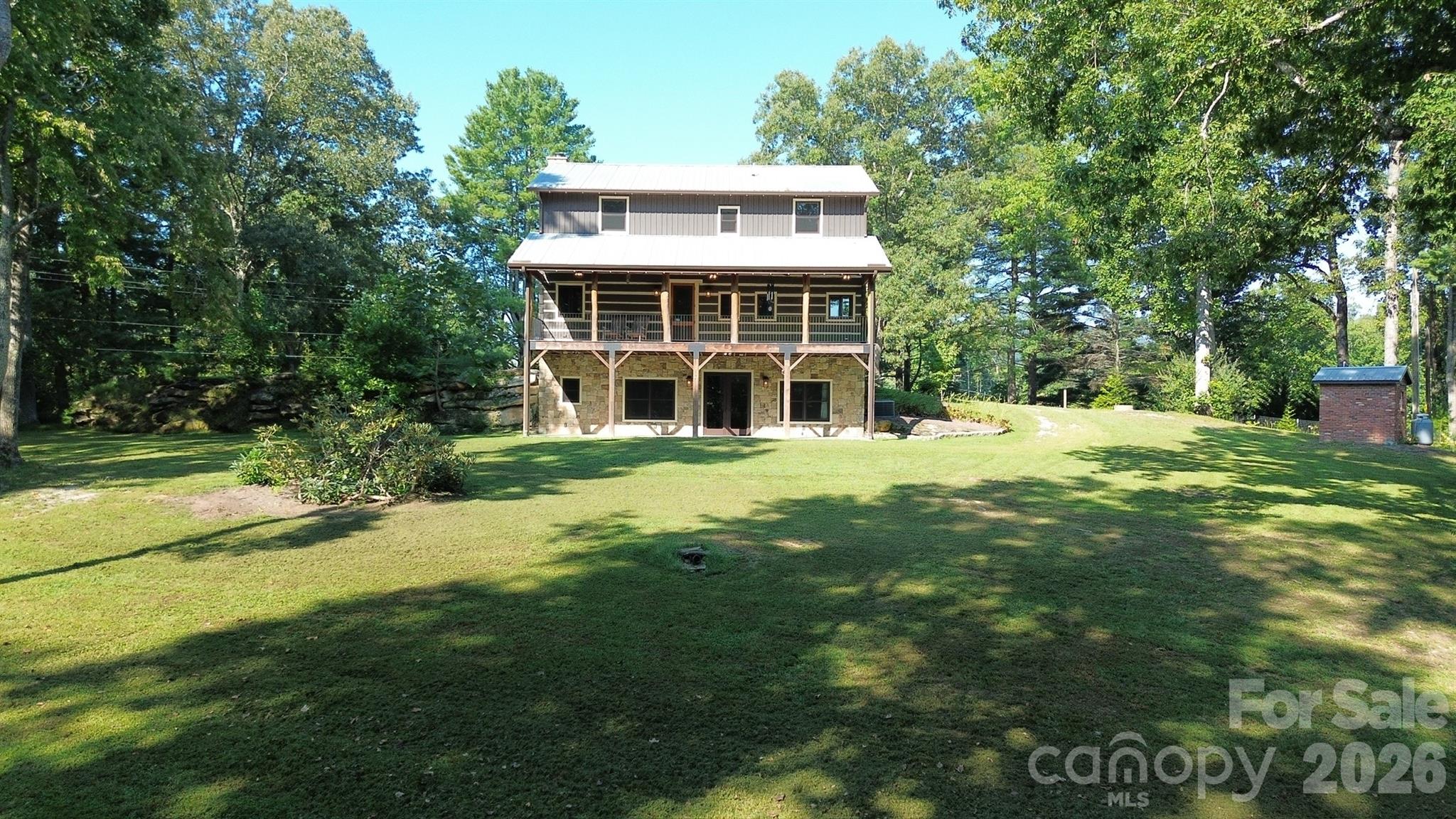 Single Family Residence at 10 Black Bear Valley Drive, Hendersonville, photo 33 of 33