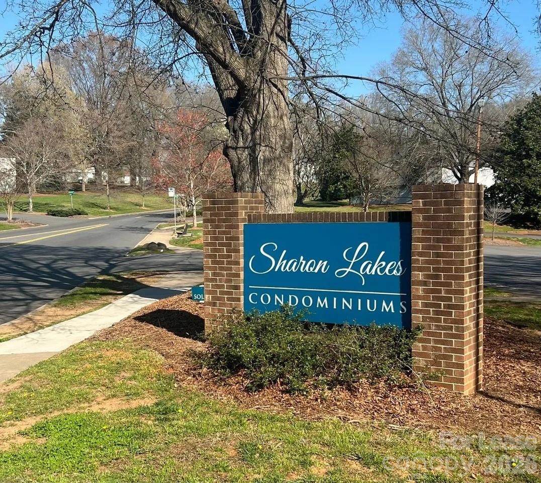 Condominium at 2026 Harvest Lane, Charlotte, photo 31 of 31